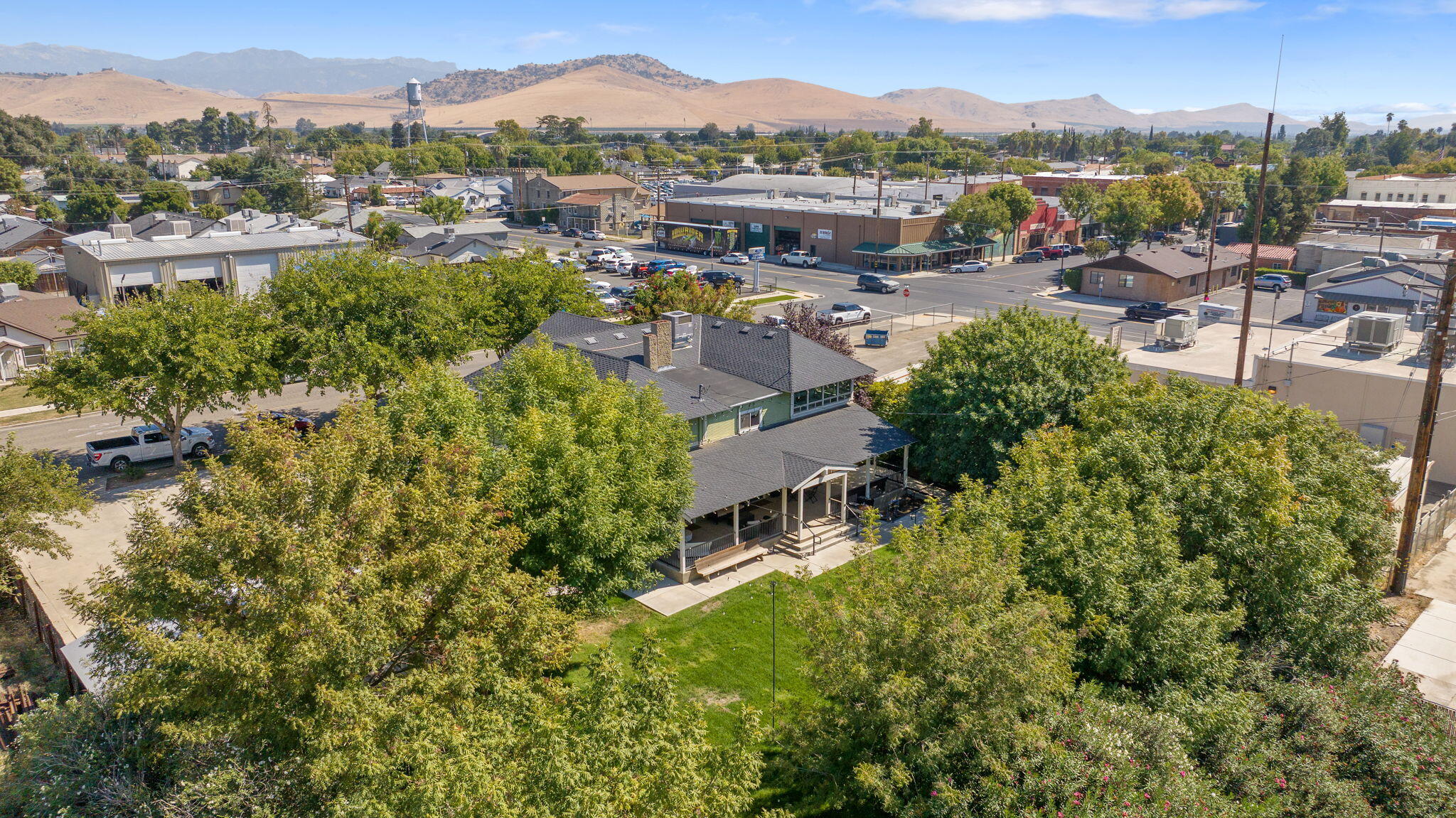 224 N E St, Exeter, CA 93221