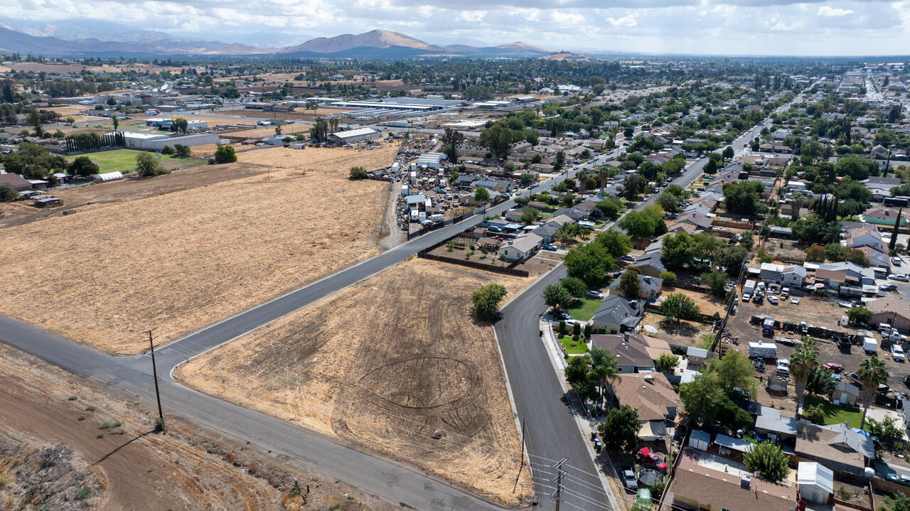 0 N 2nd St, Porterville, CA 93257