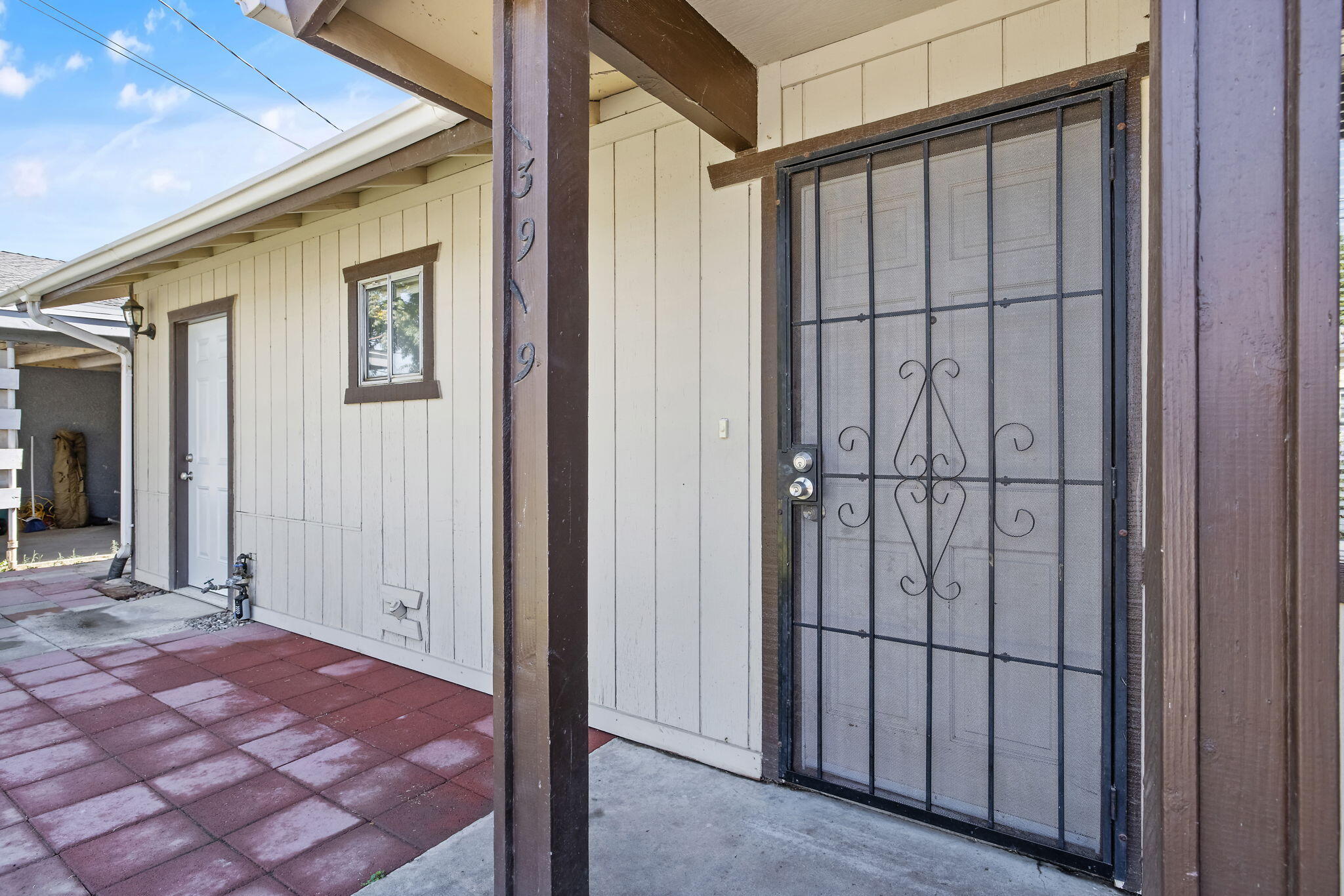 13919 Highway Ave, Armona, CA 93202