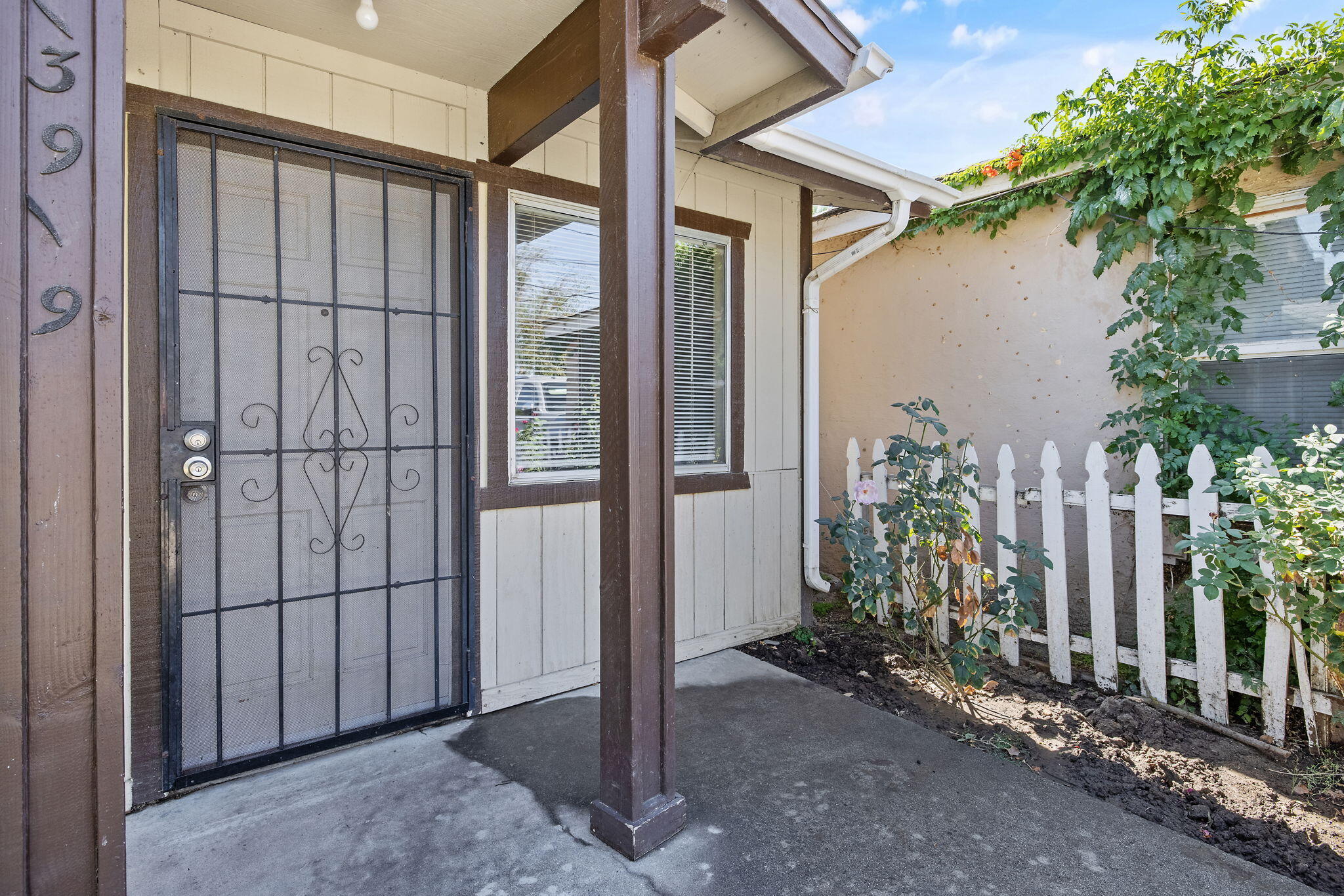 13919 Highway Ave, Armona, CA 93202