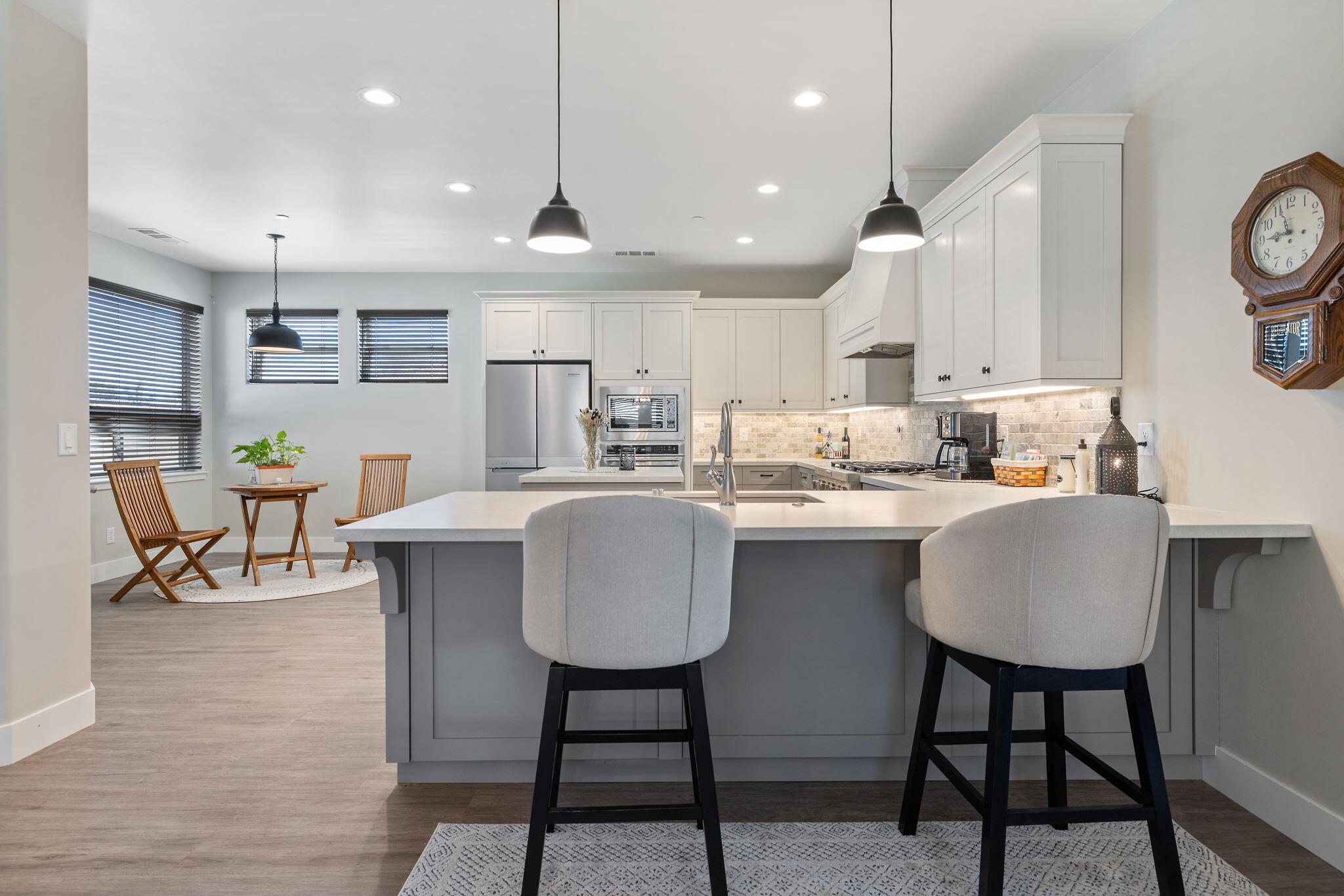 570 Little Ln, Exeter, CA 93221