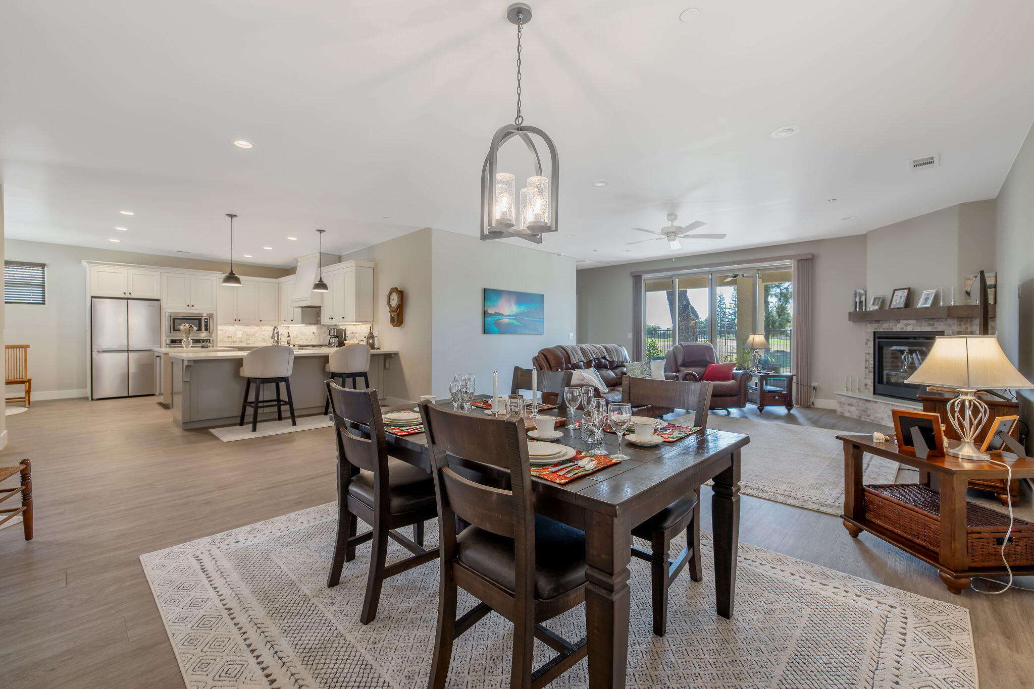 570 Little Ln, Exeter, CA 93221