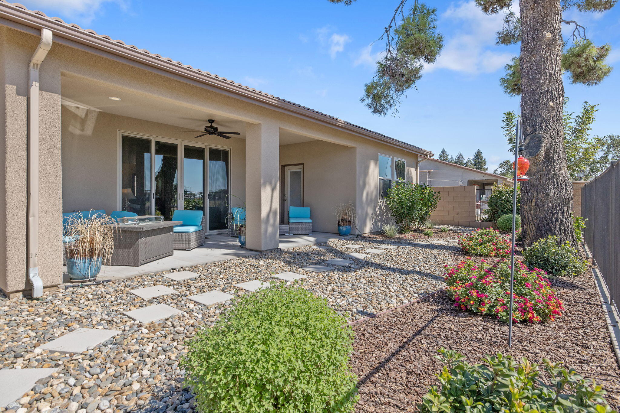 570 Little Ln, Exeter, CA 93221