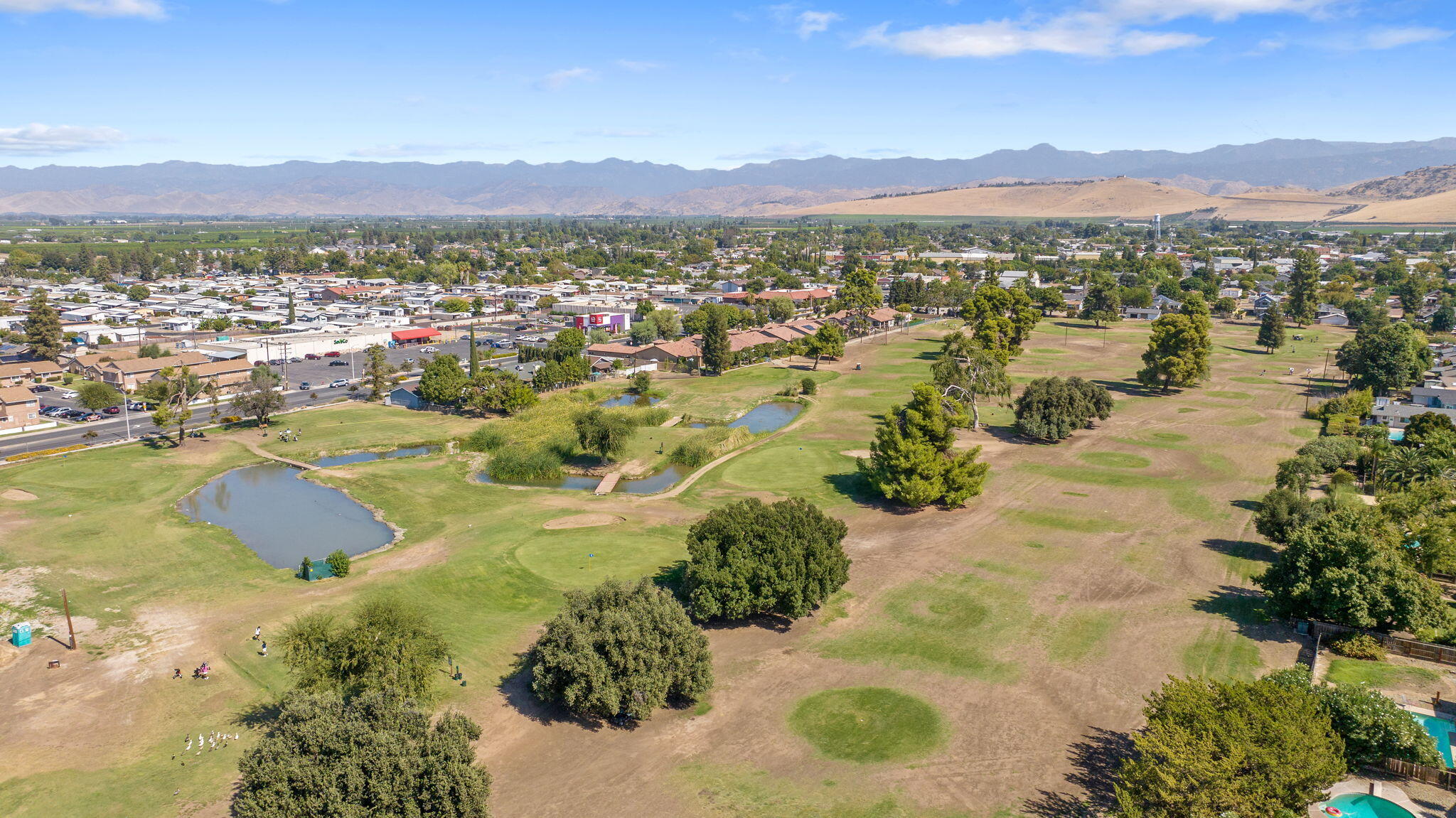 570 Little Ln, Exeter, CA 93221