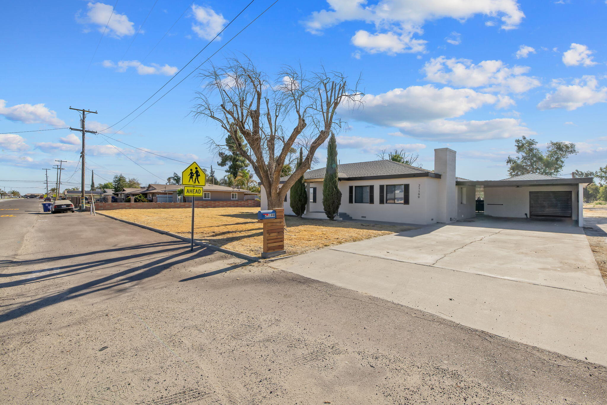 21199 S Feland Ave, Riverdale, CA 93656