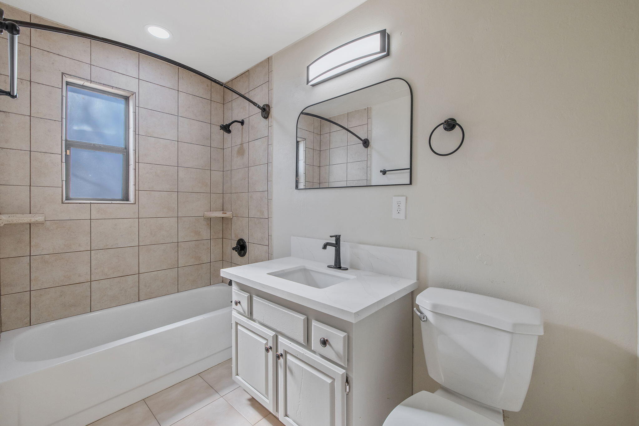 21199 S Feland Ave, Riverdale, CA 93656