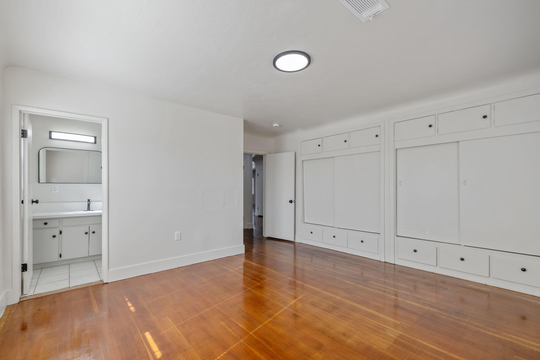 21199 S Feland Ave, Riverdale, CA 93656