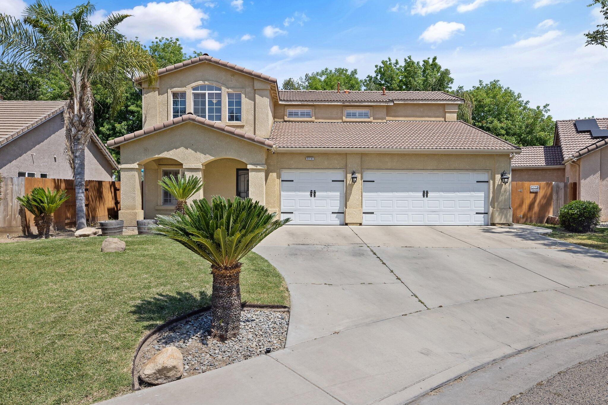 514 W Ashland Ct, Visalia, CA 93277