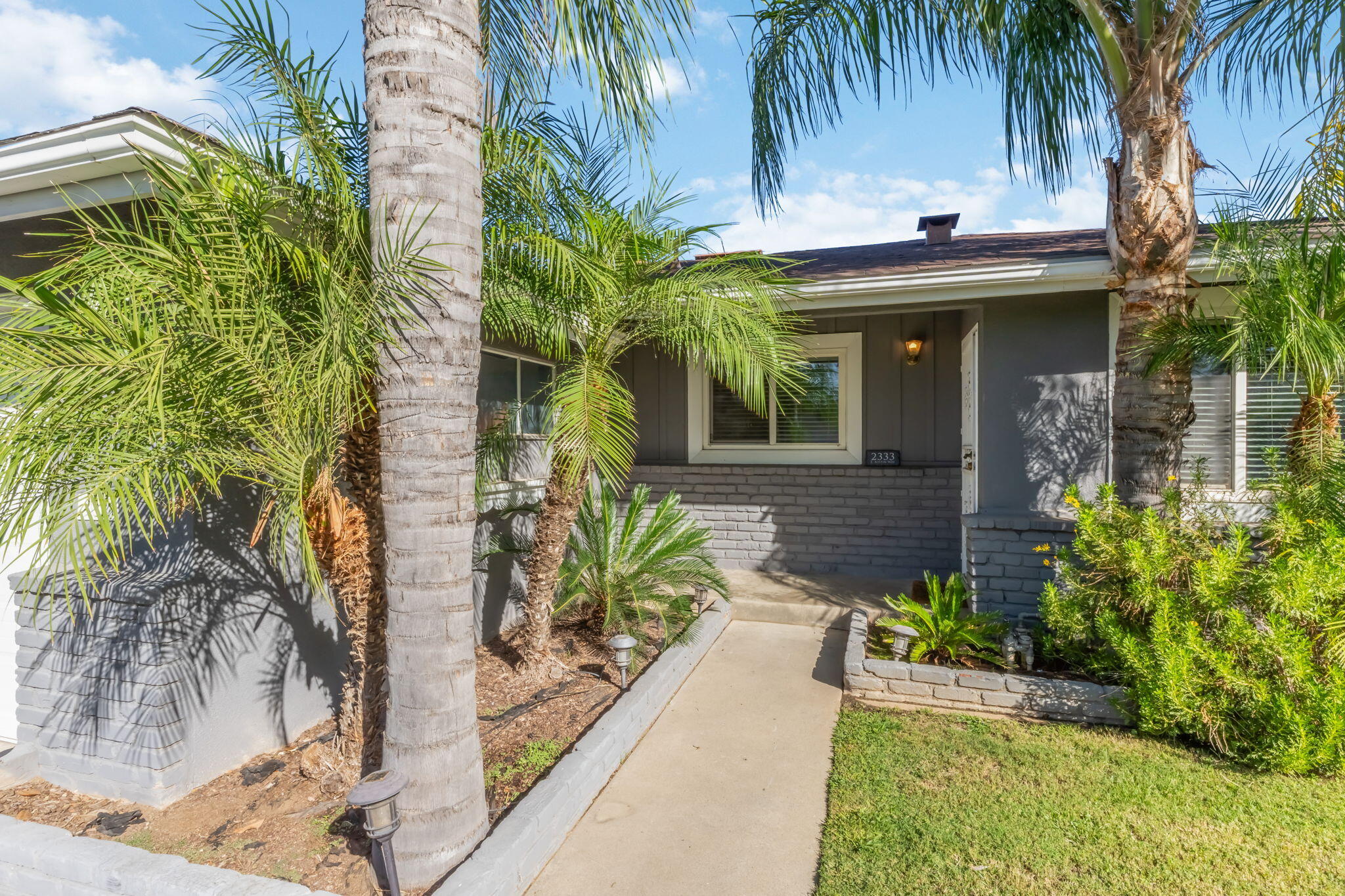 2333 E Austin Way, Fresno, CA 93726