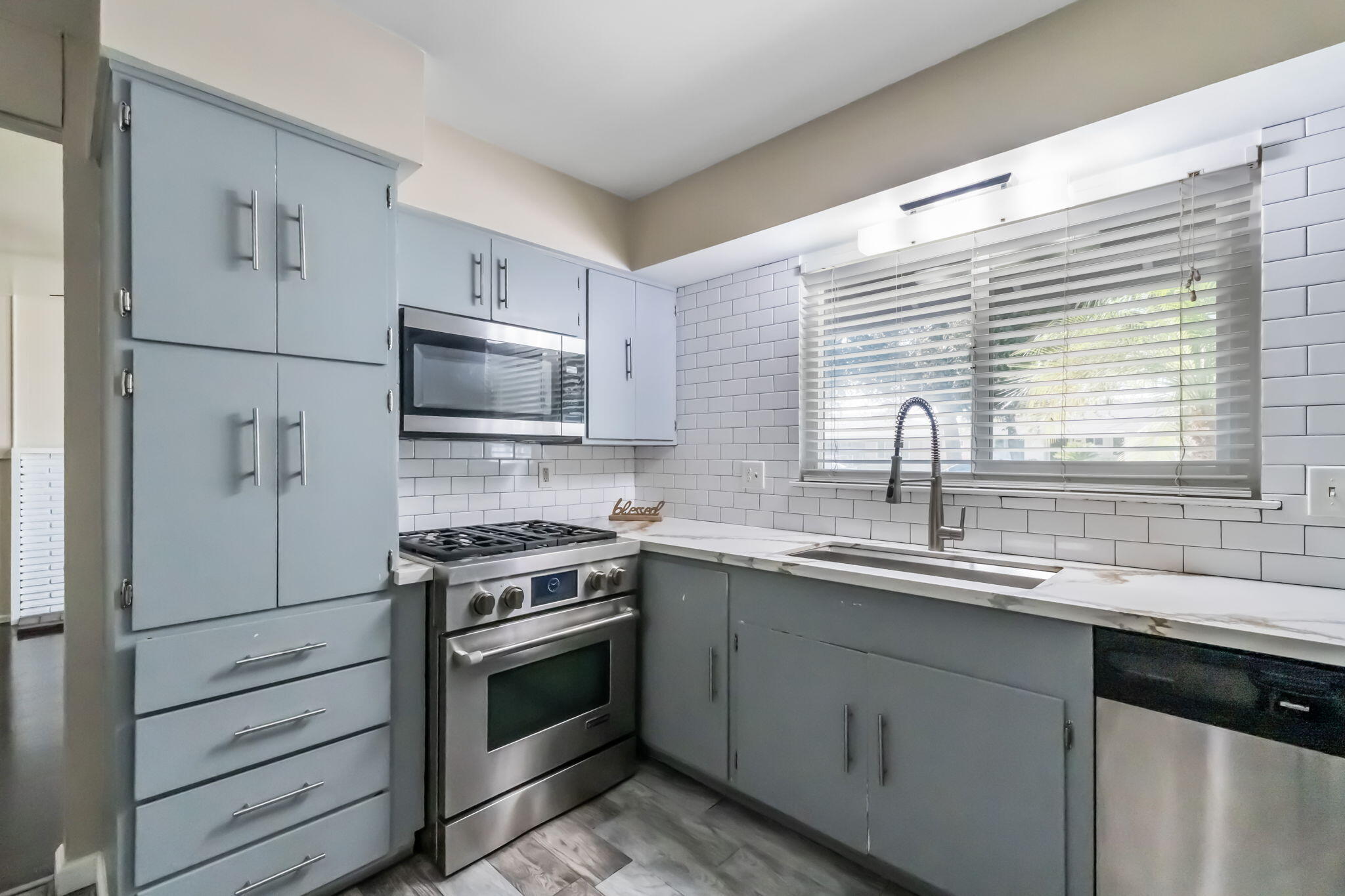 2333 E Austin Way, Fresno, CA 93726