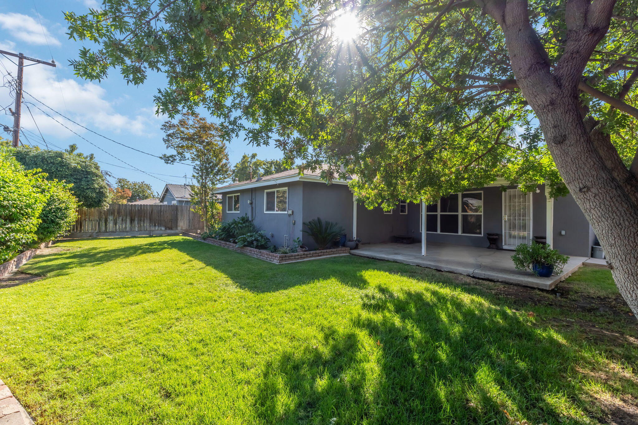 2333 E Austin Way, Fresno, CA 93726