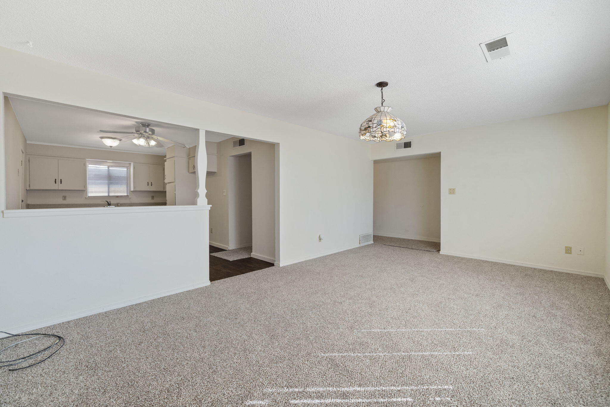 3124 W SW Tulare Ave, Visalia, CA 93277