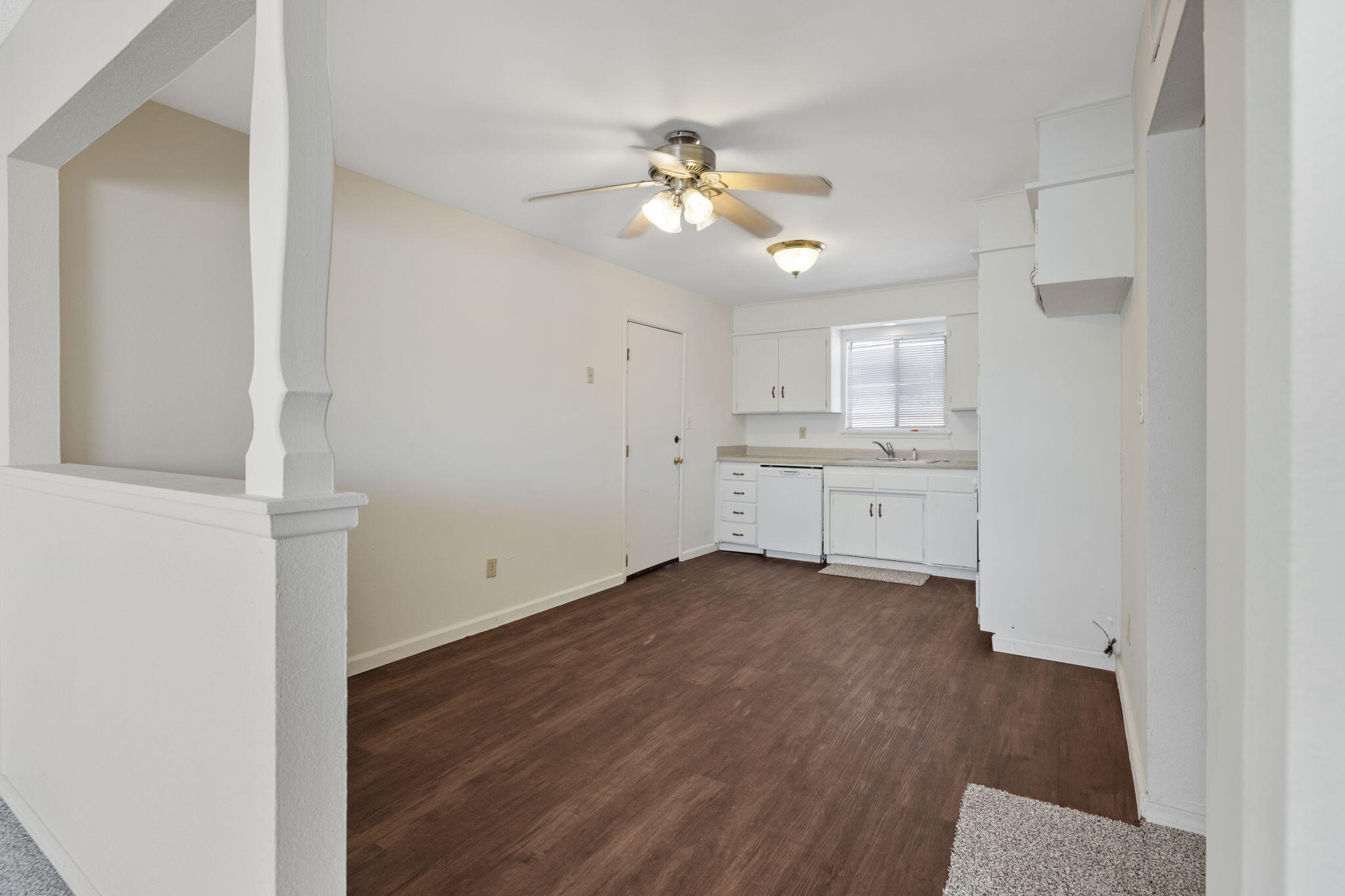 3124 W SW Tulare Ave, Visalia, CA 93277