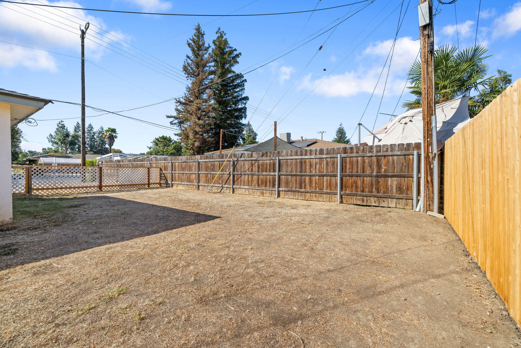 3124 W SW Tulare Ave, Visalia, CA 93277