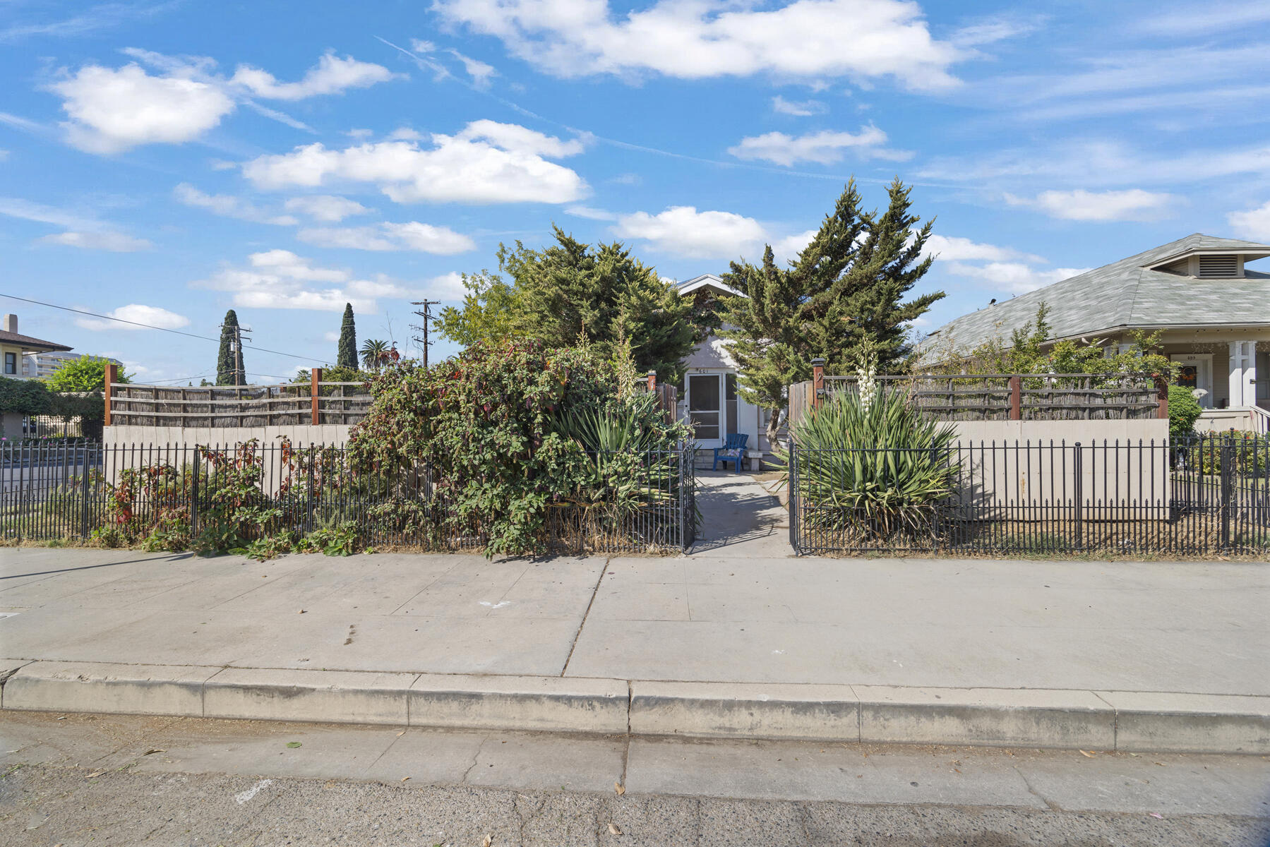 601 N Church St, Visalia, CA 93291