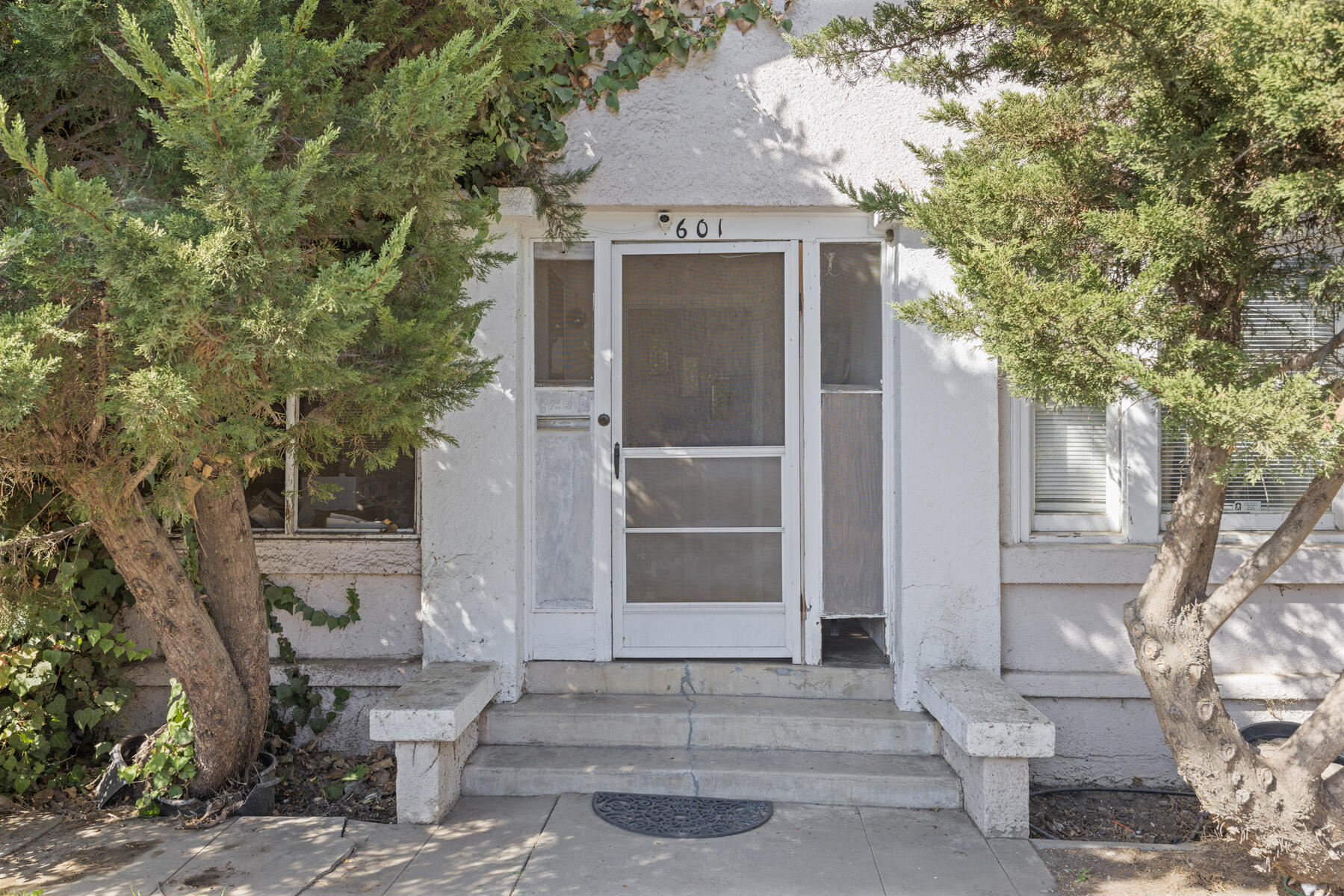 601 N Church St, Visalia, CA 93291