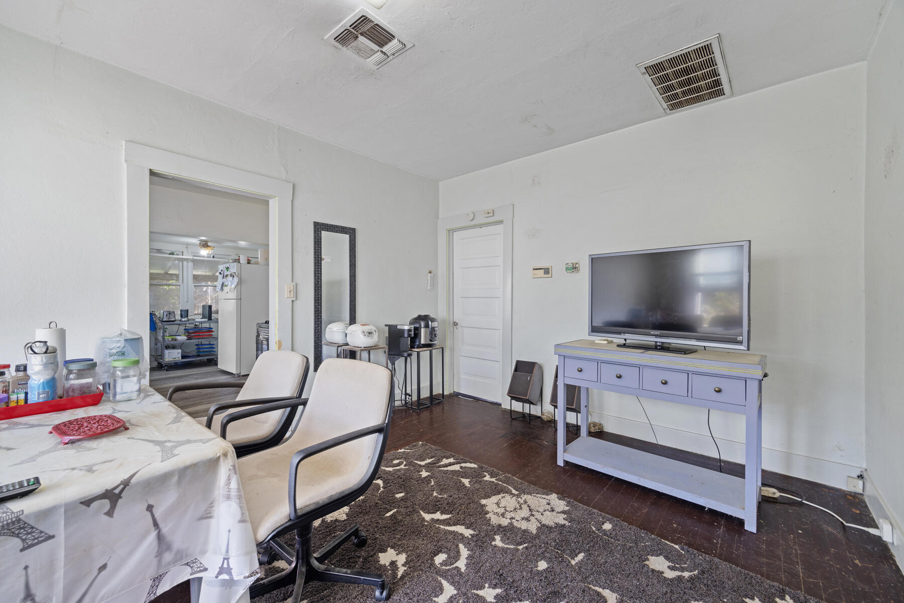 601 N Church St, Visalia, CA 93291