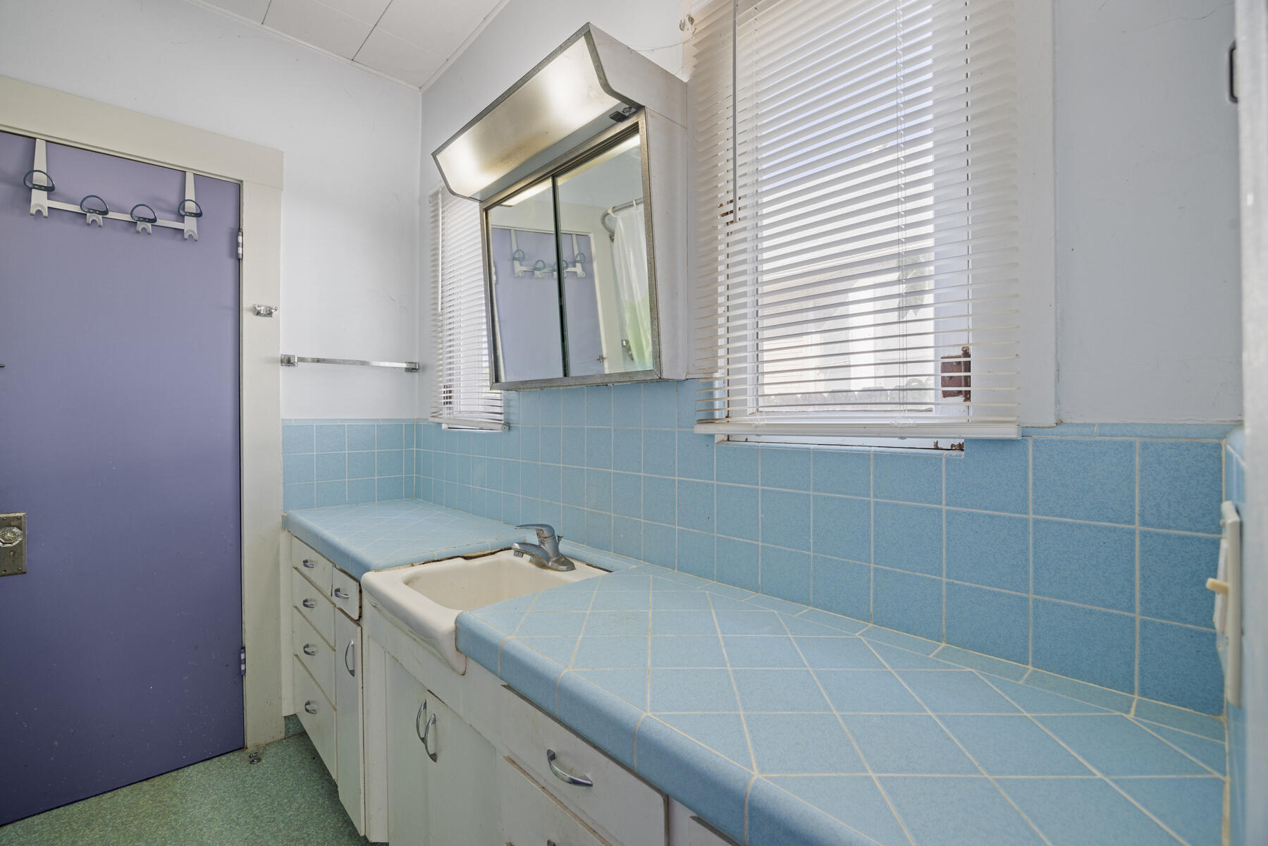 601 N Church St, Visalia, CA 93291