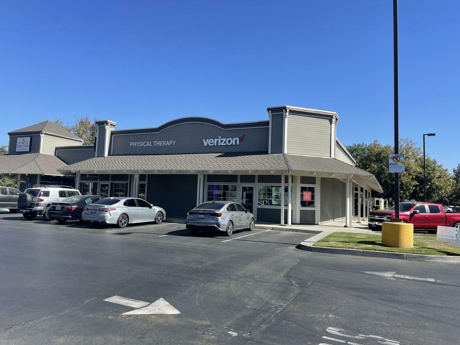 75 W Hanford Armona Rd, Lemoore, CA 93245