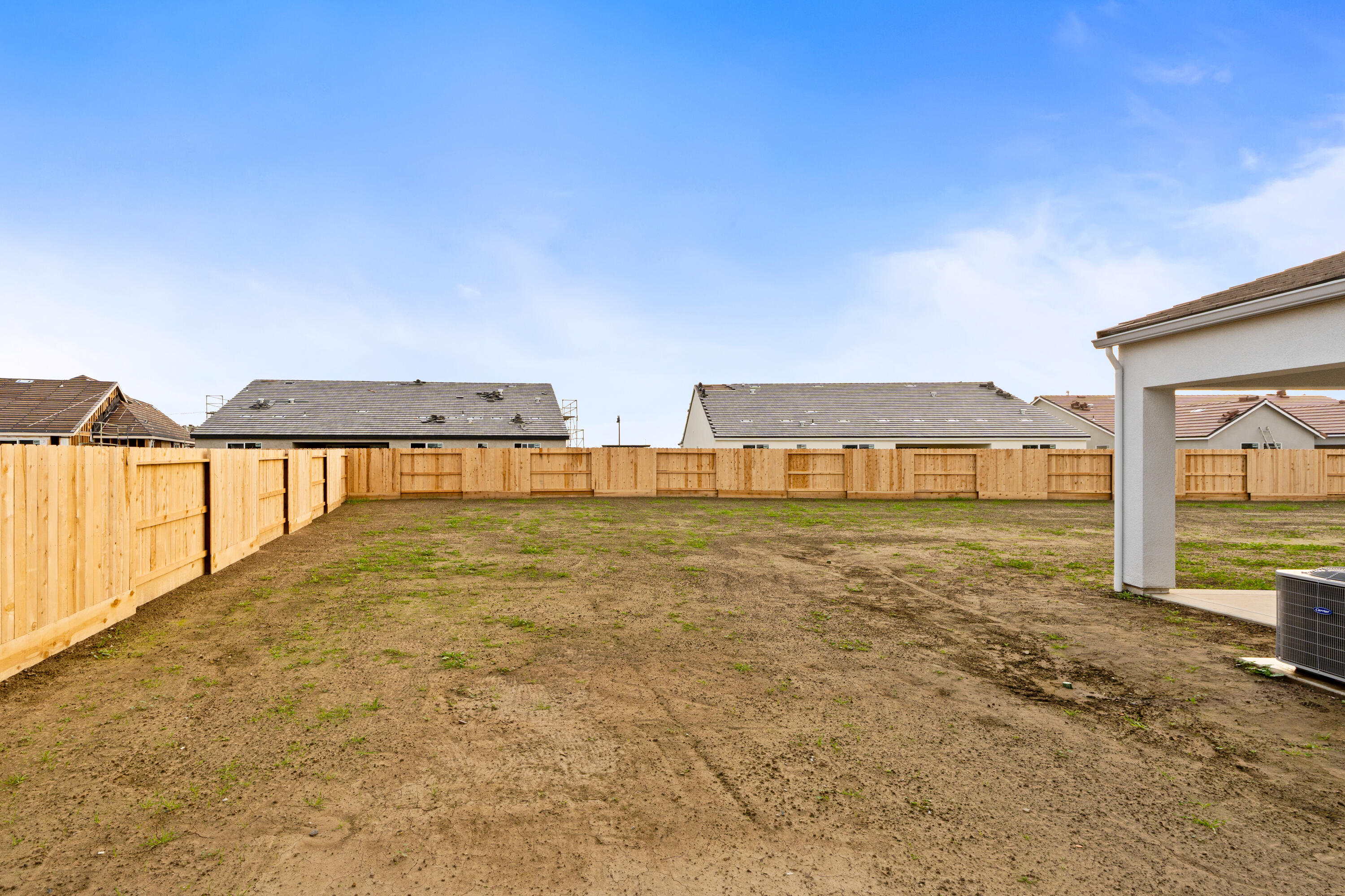 6511 W Wood Dr #Lot1047, Visalia, CA 93277