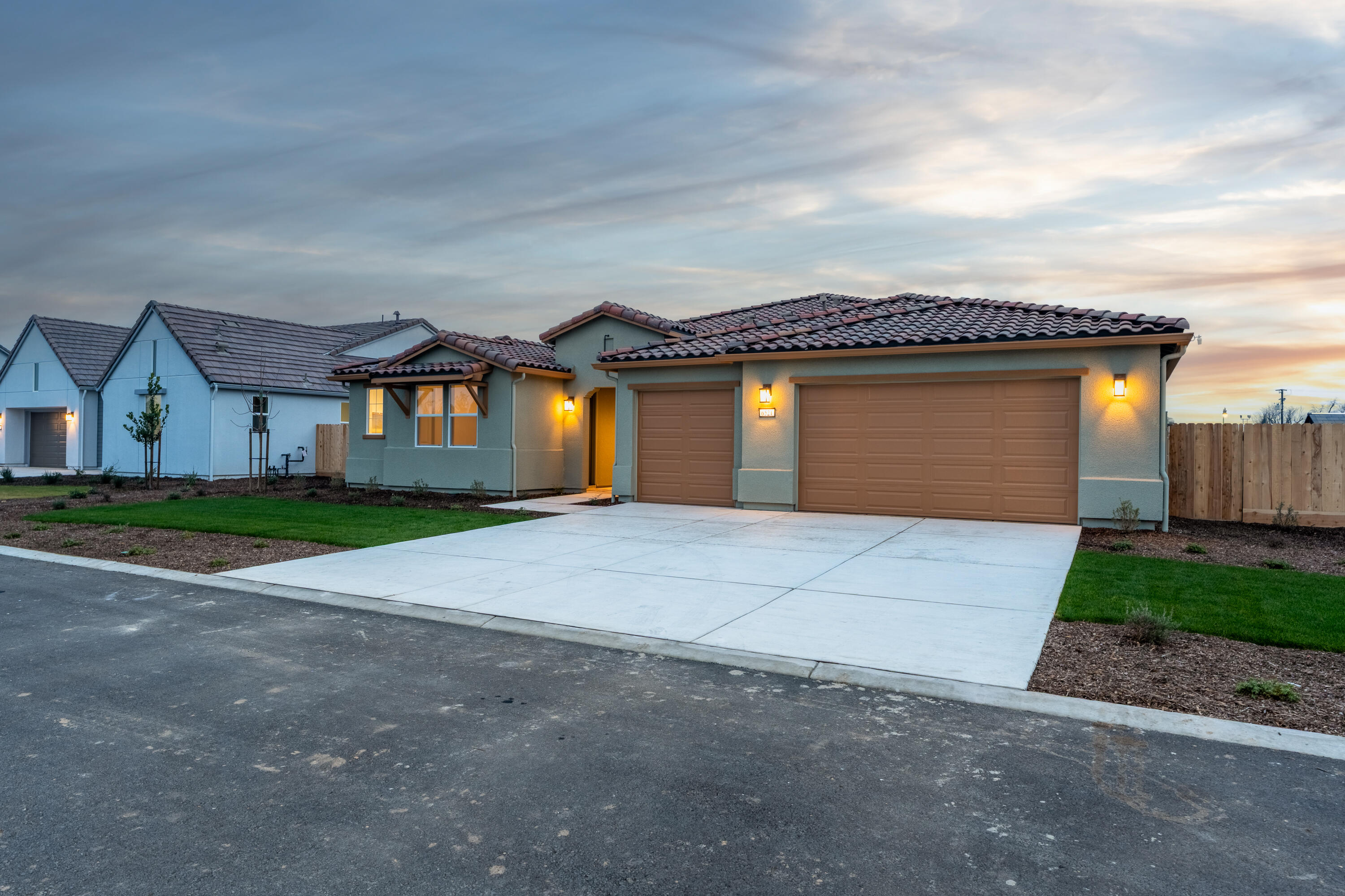 6521 W Wood Dr #Lot1048, Visalia, CA 93277