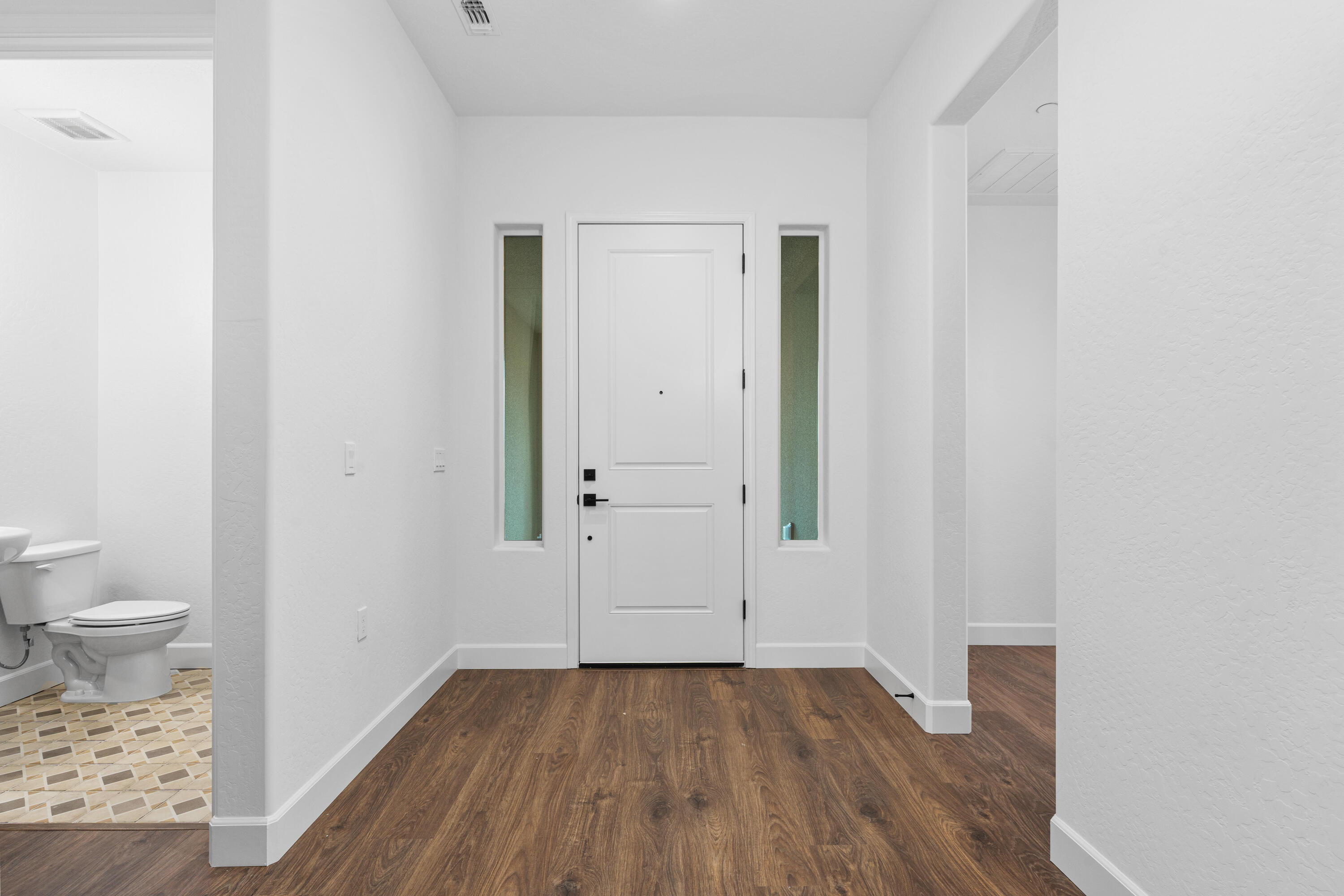 6521 W Wood Dr #Lot1048, Visalia, CA 93277