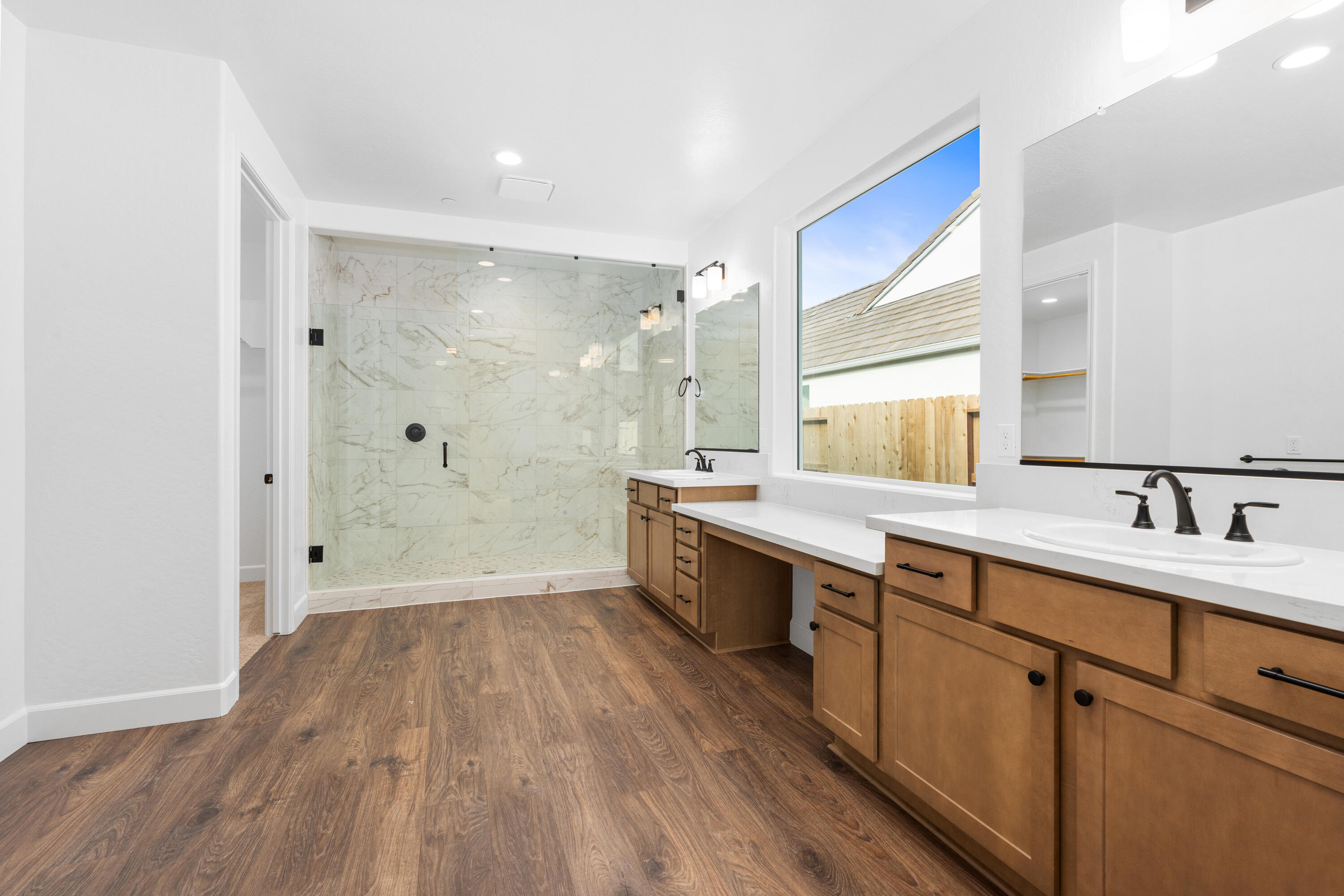 6521 W Wood Dr #Lot1048, Visalia, CA 93277