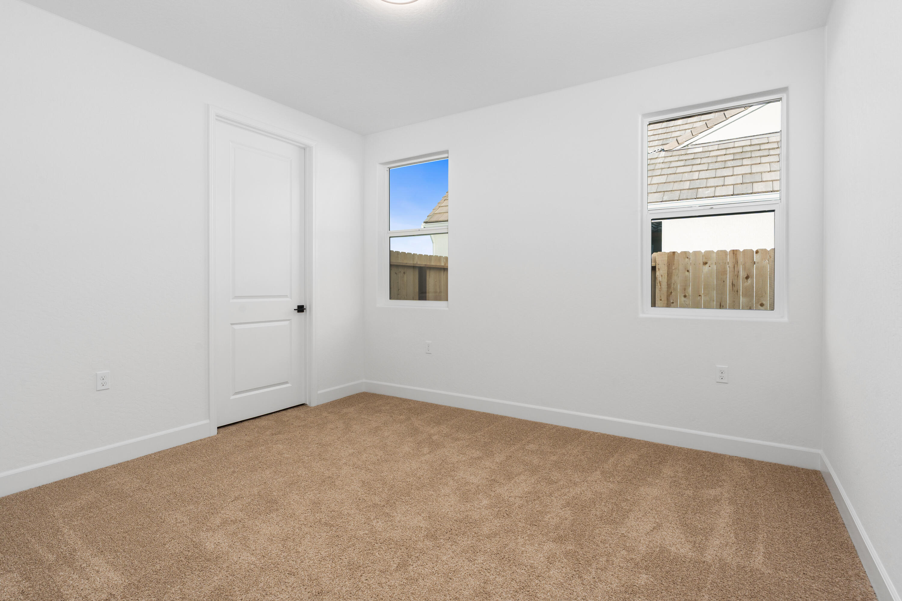 6521 W Wood Dr #Lot1048, Visalia, CA 93277