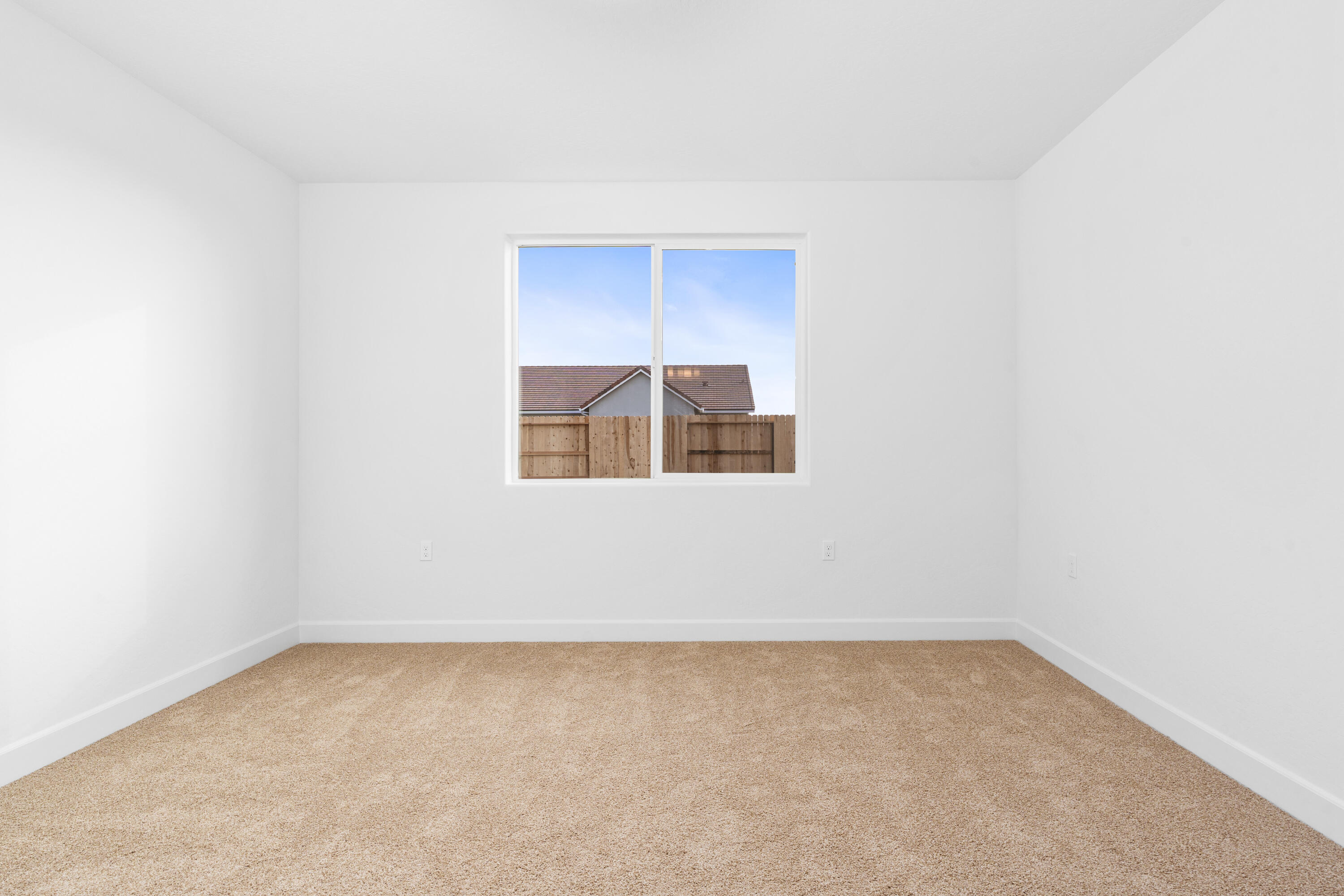 6521 W Wood Dr #Lot1048, Visalia, CA 93277