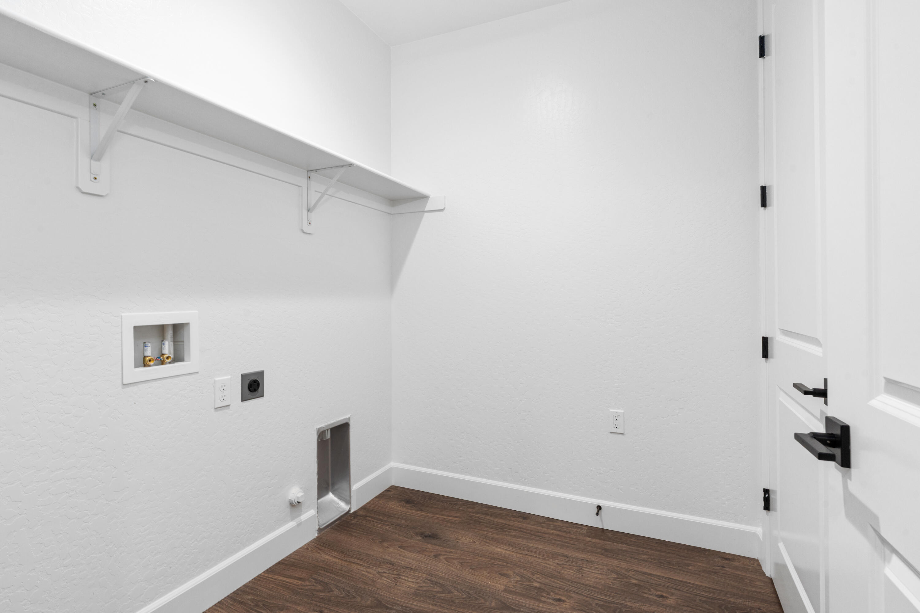 6521 W Wood Dr #Lot1048, Visalia, CA 93277