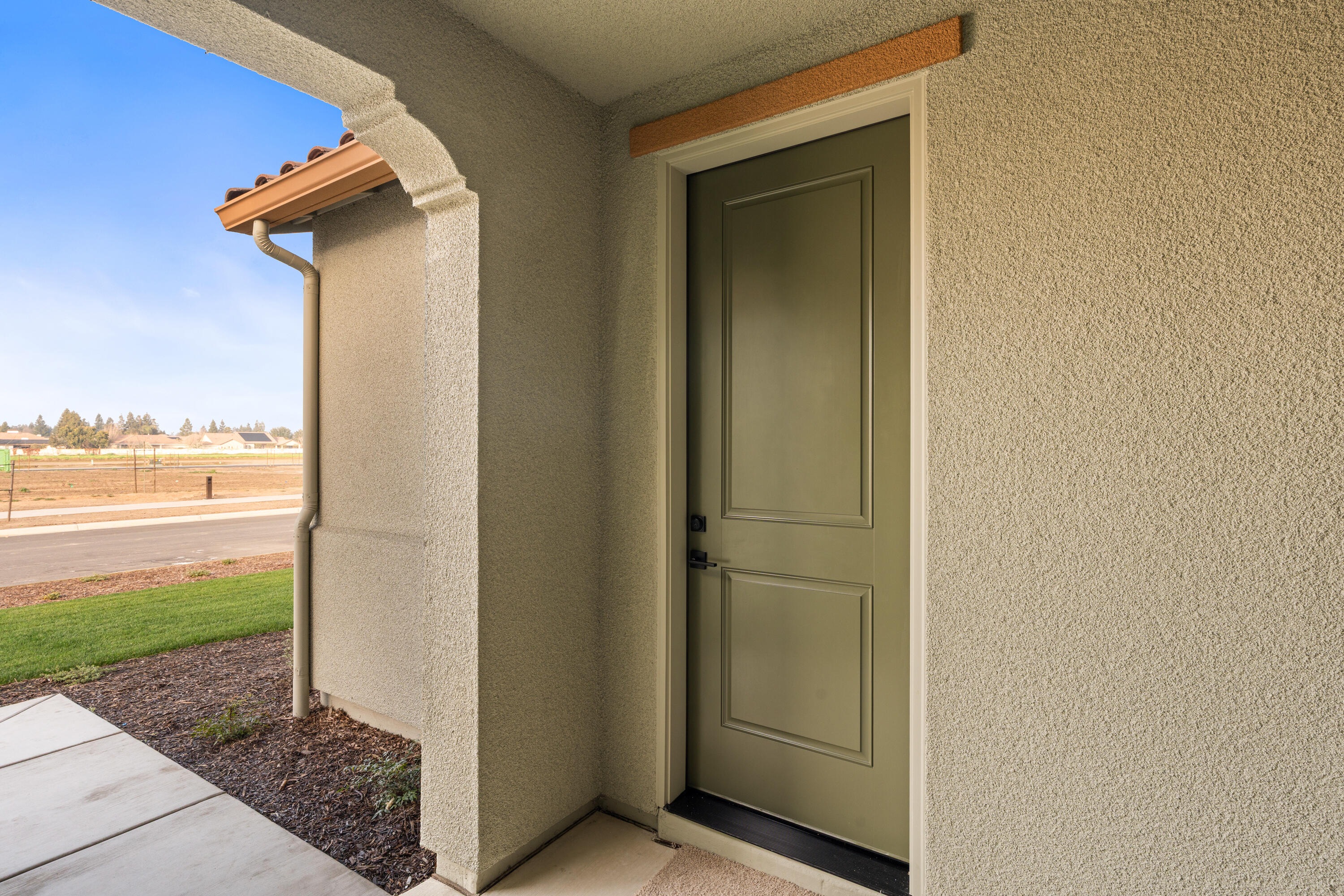 6521 W Wood Dr #Lot1048, Visalia, CA 93277