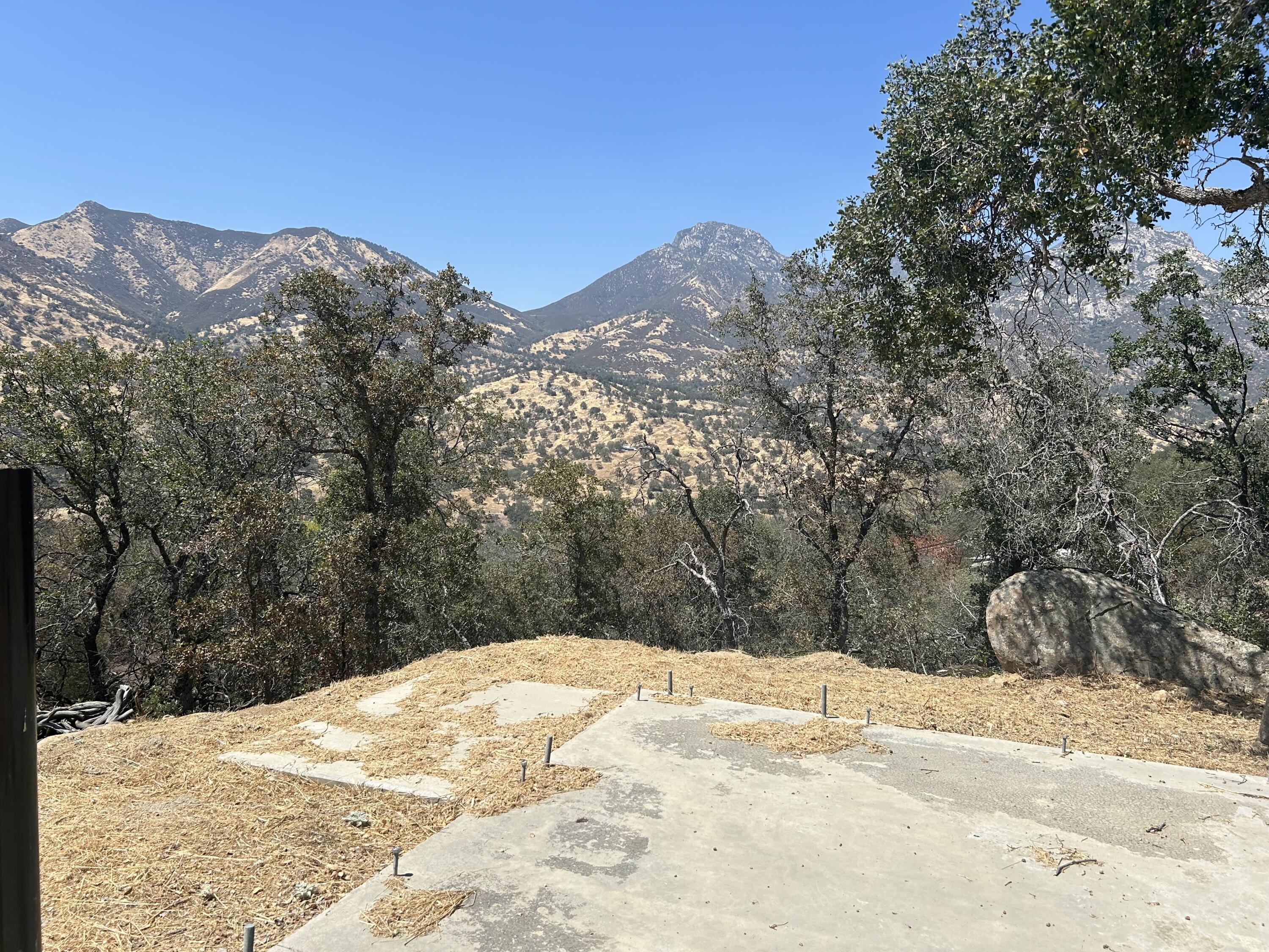 0 Oak Grove Dr, Three Rivers, CA 93271