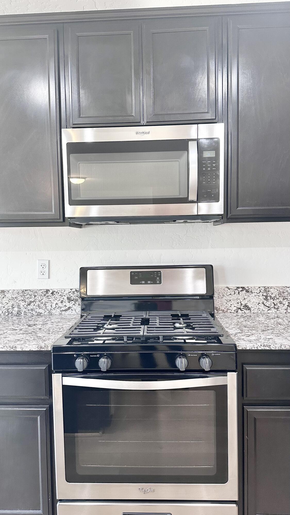 2228 E Four Creeks Ave, Visalia, CA 93292