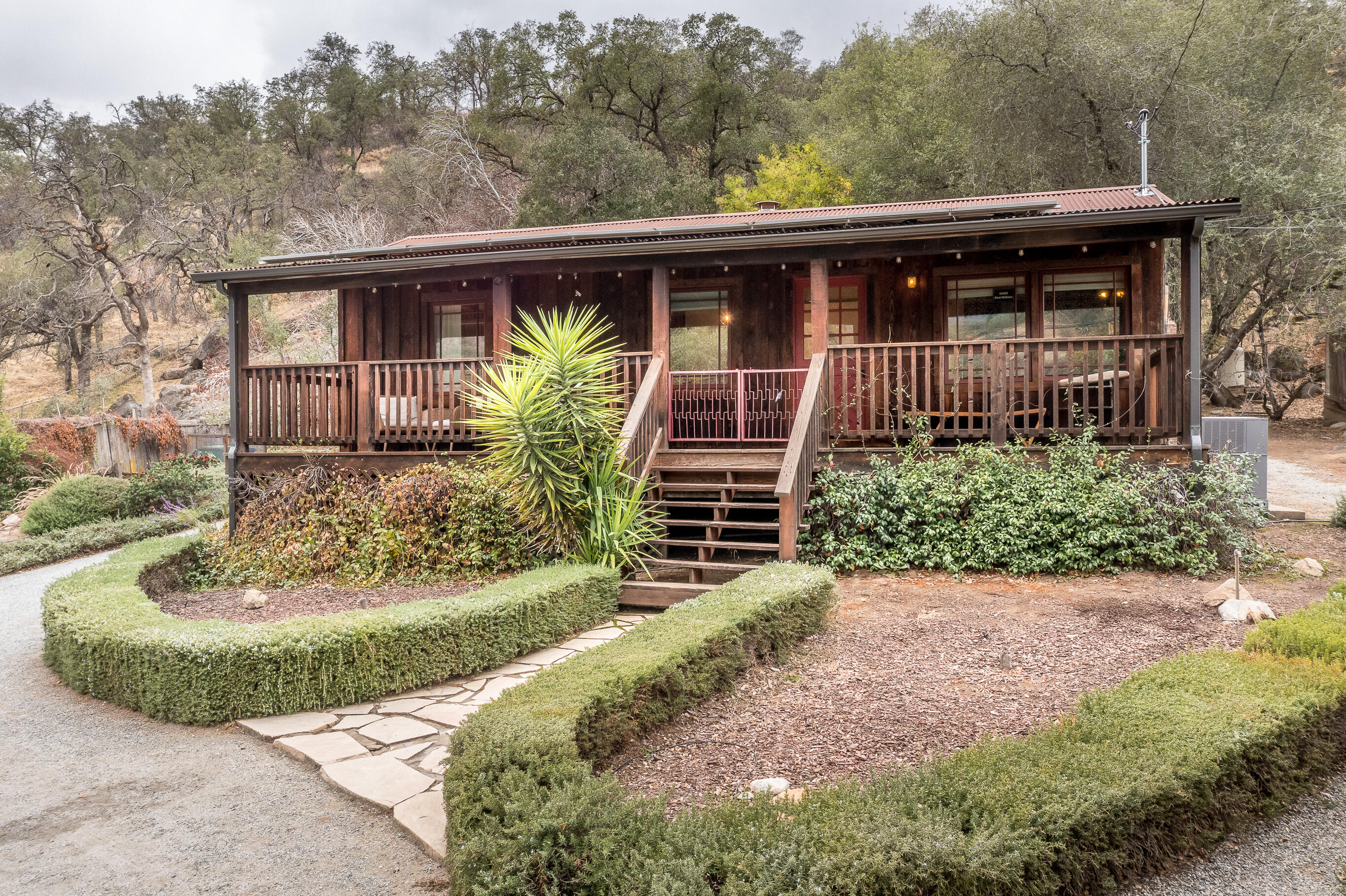 44609 Dinely Dr, Three Rivers, CA 93271