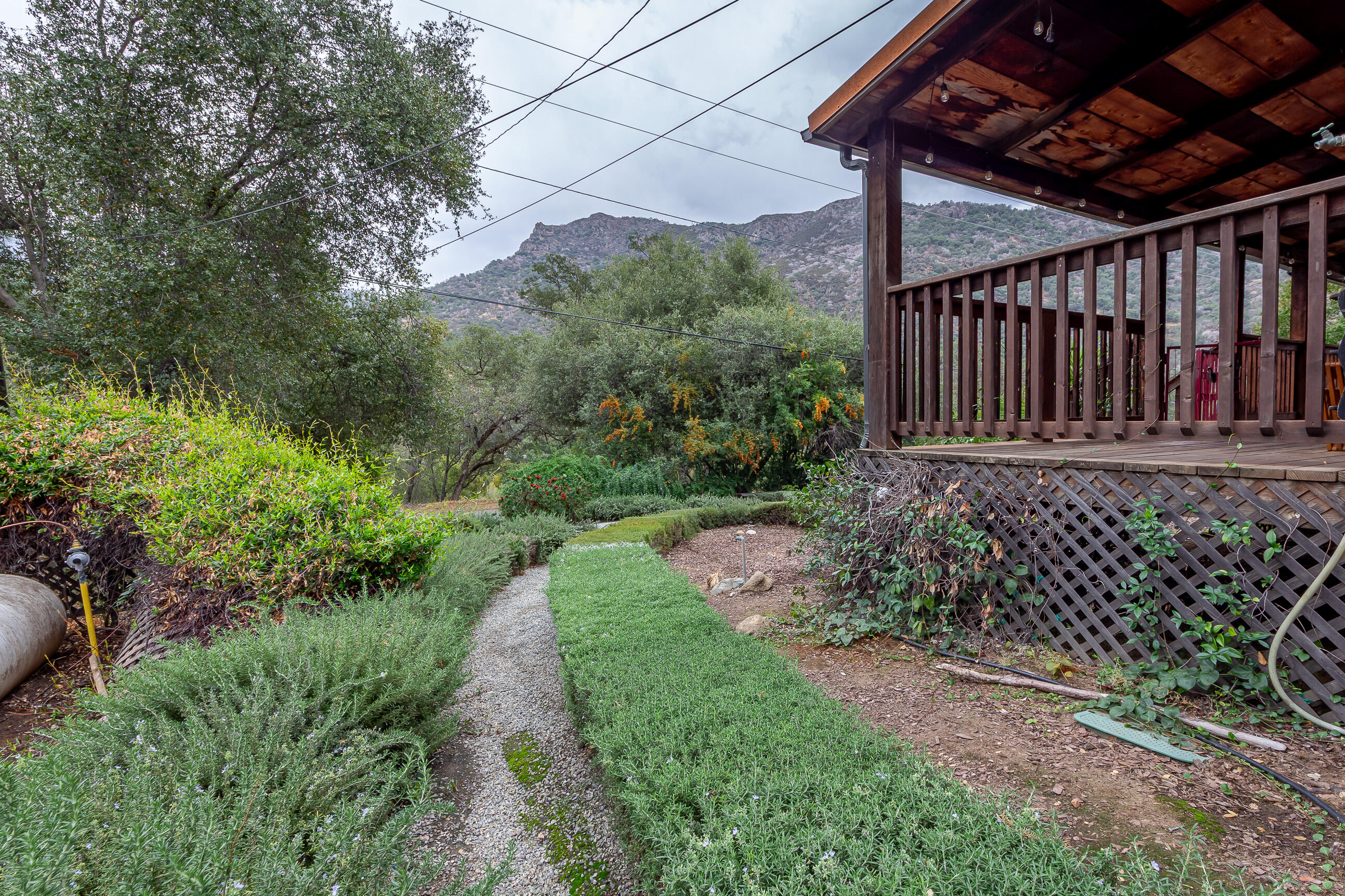 44609 Dinely Dr, Three Rivers, CA 93271