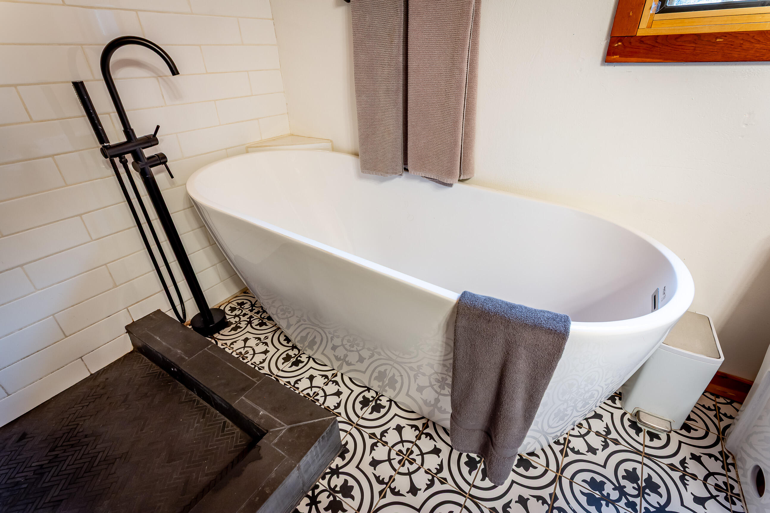 44609 Dinely Dr, Three Rivers, CA 93271