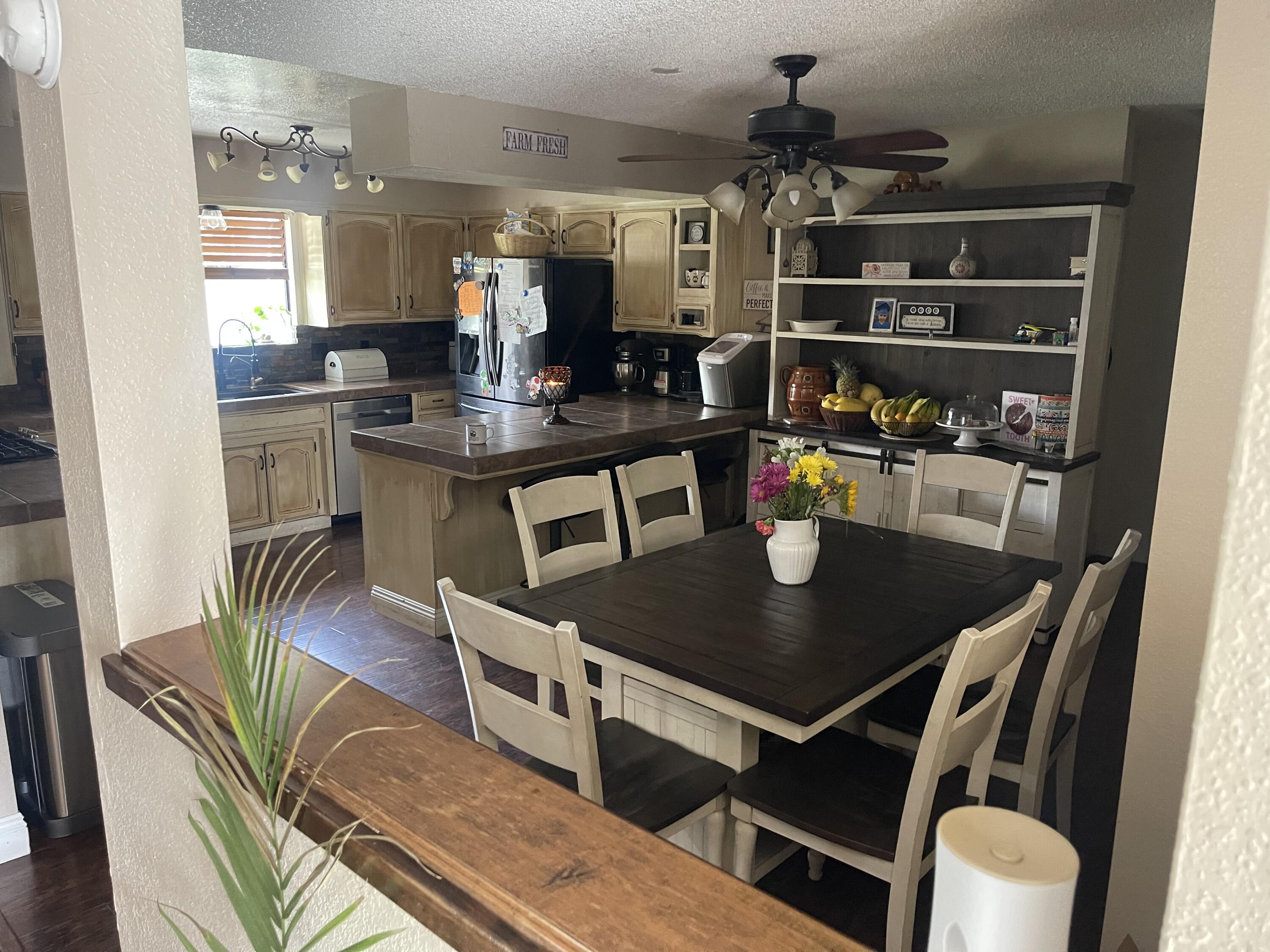 31369 Success Valley Dr, Porterville, CA 93257