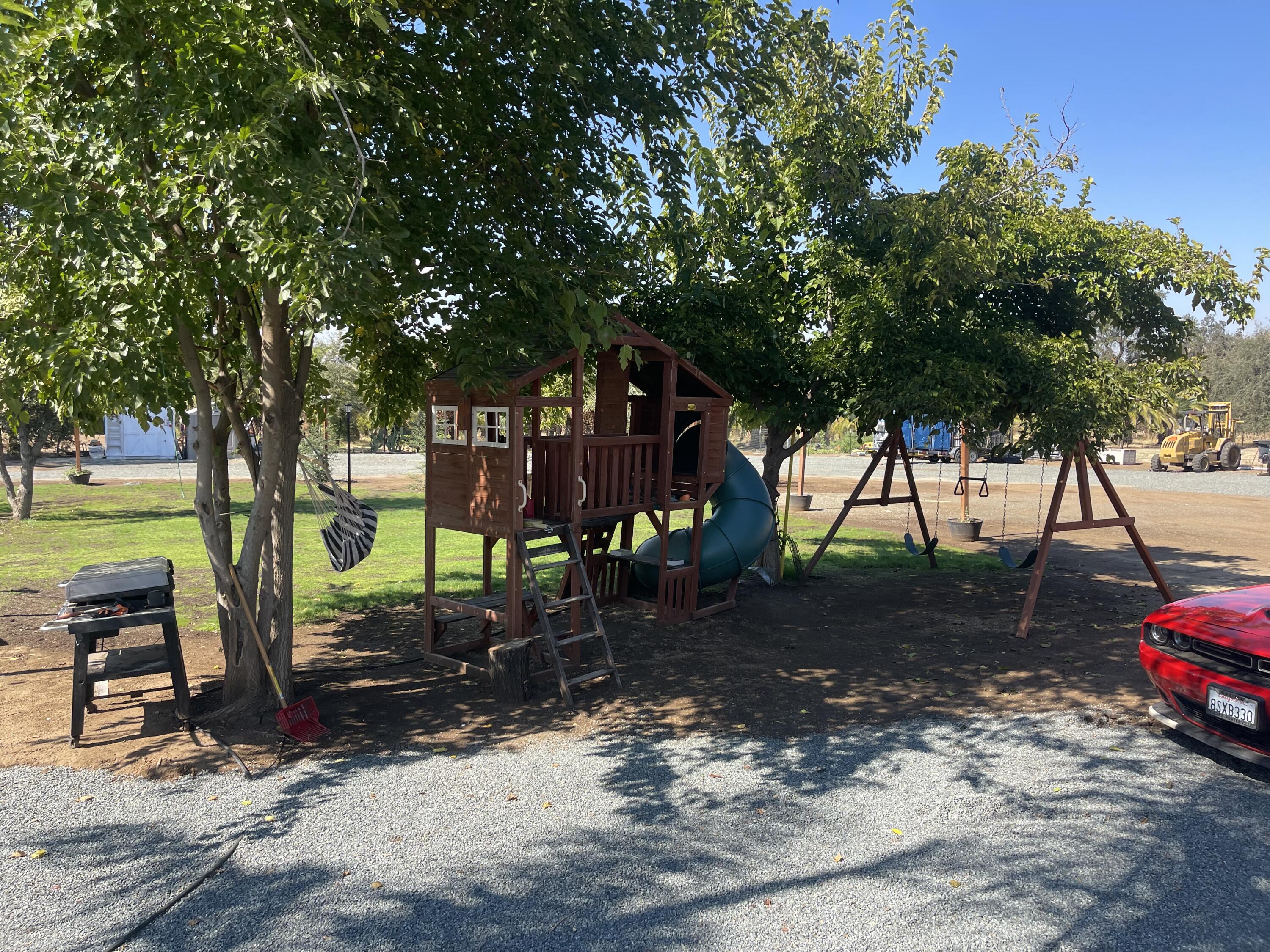 31369 Success Valley Dr, Porterville, CA 93257