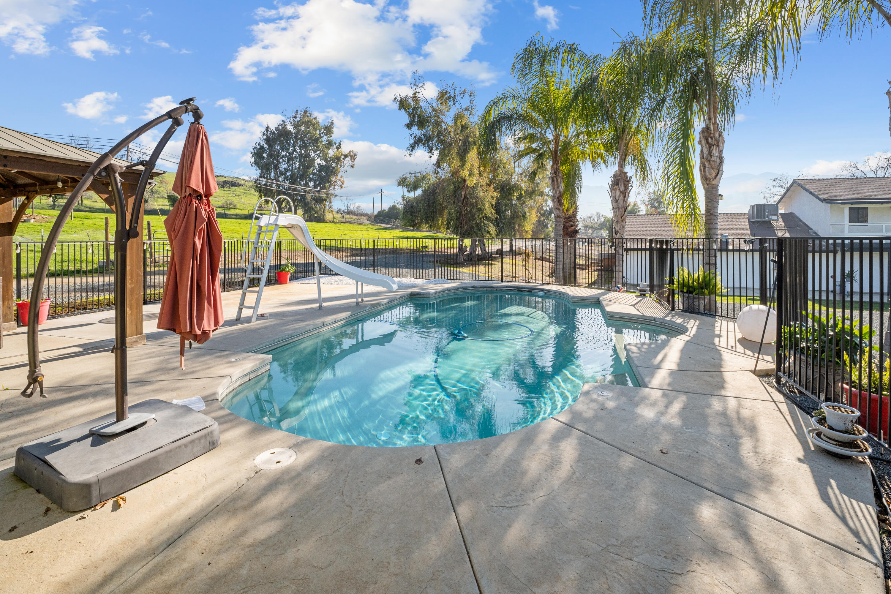 31369 Success Valley Dr, Porterville, CA 93257