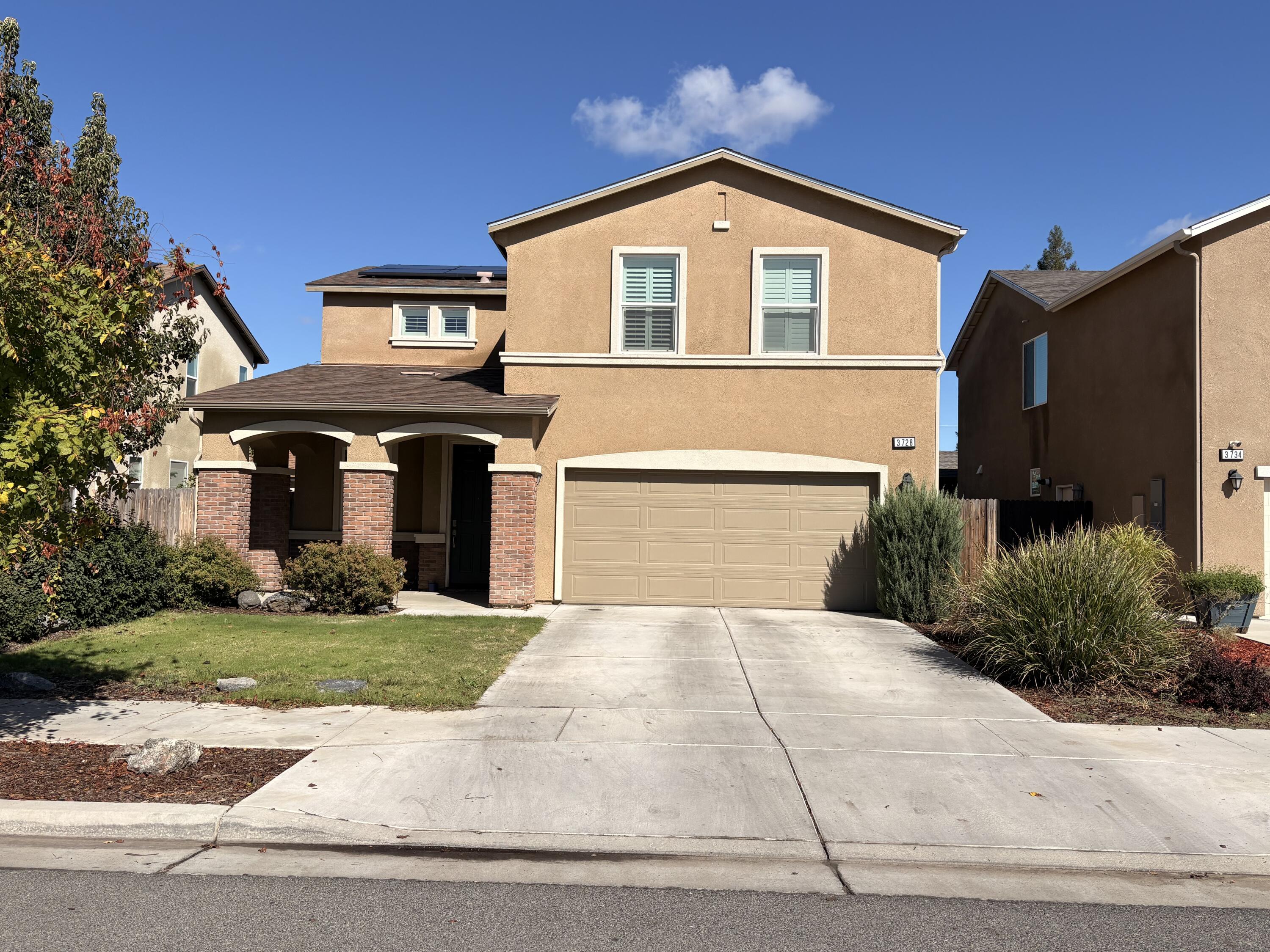 3728 E Kaweah Ave, Visalia, CA 93292