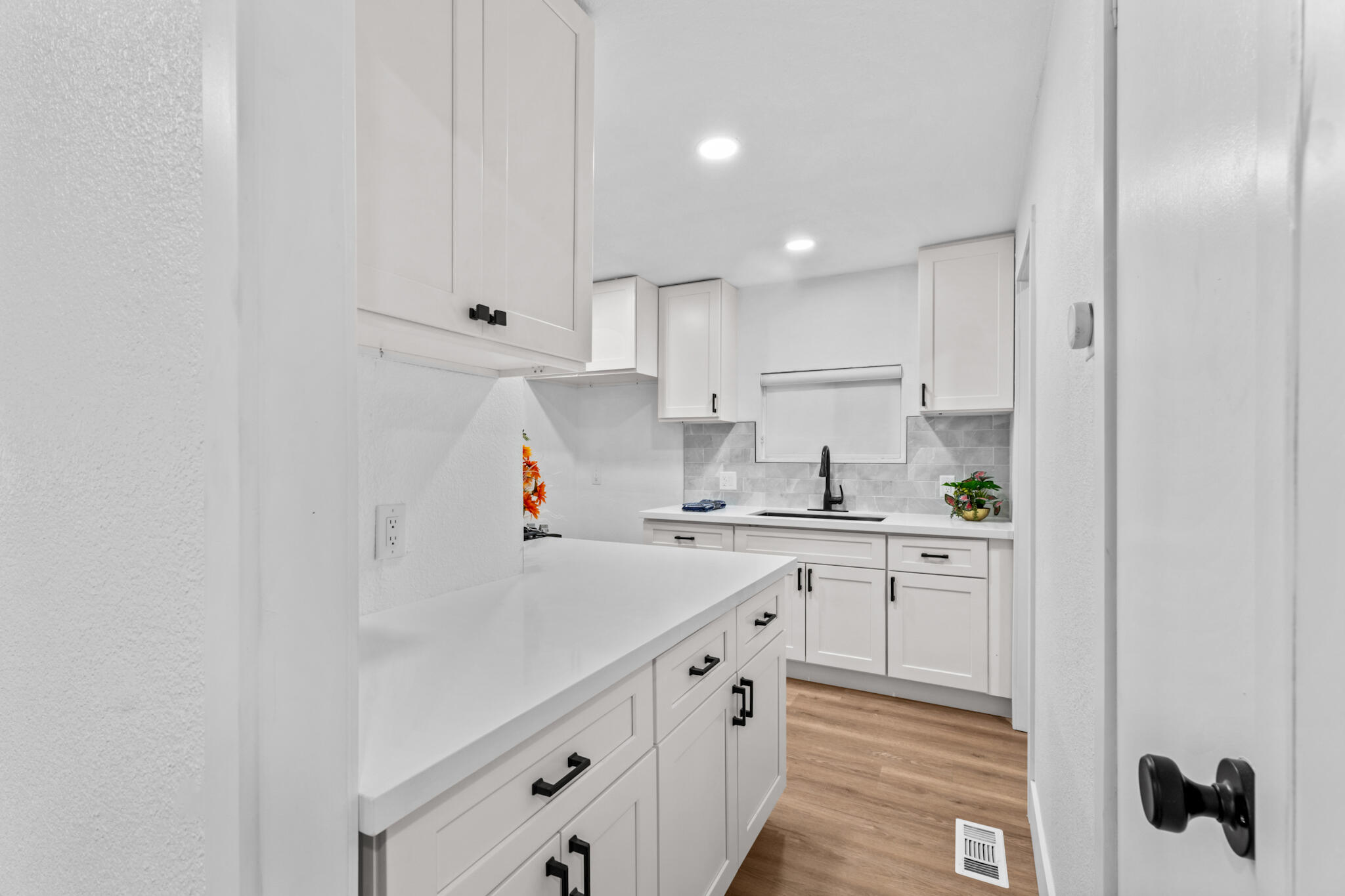 415 N Akers St #117, Visalia, CA 93291