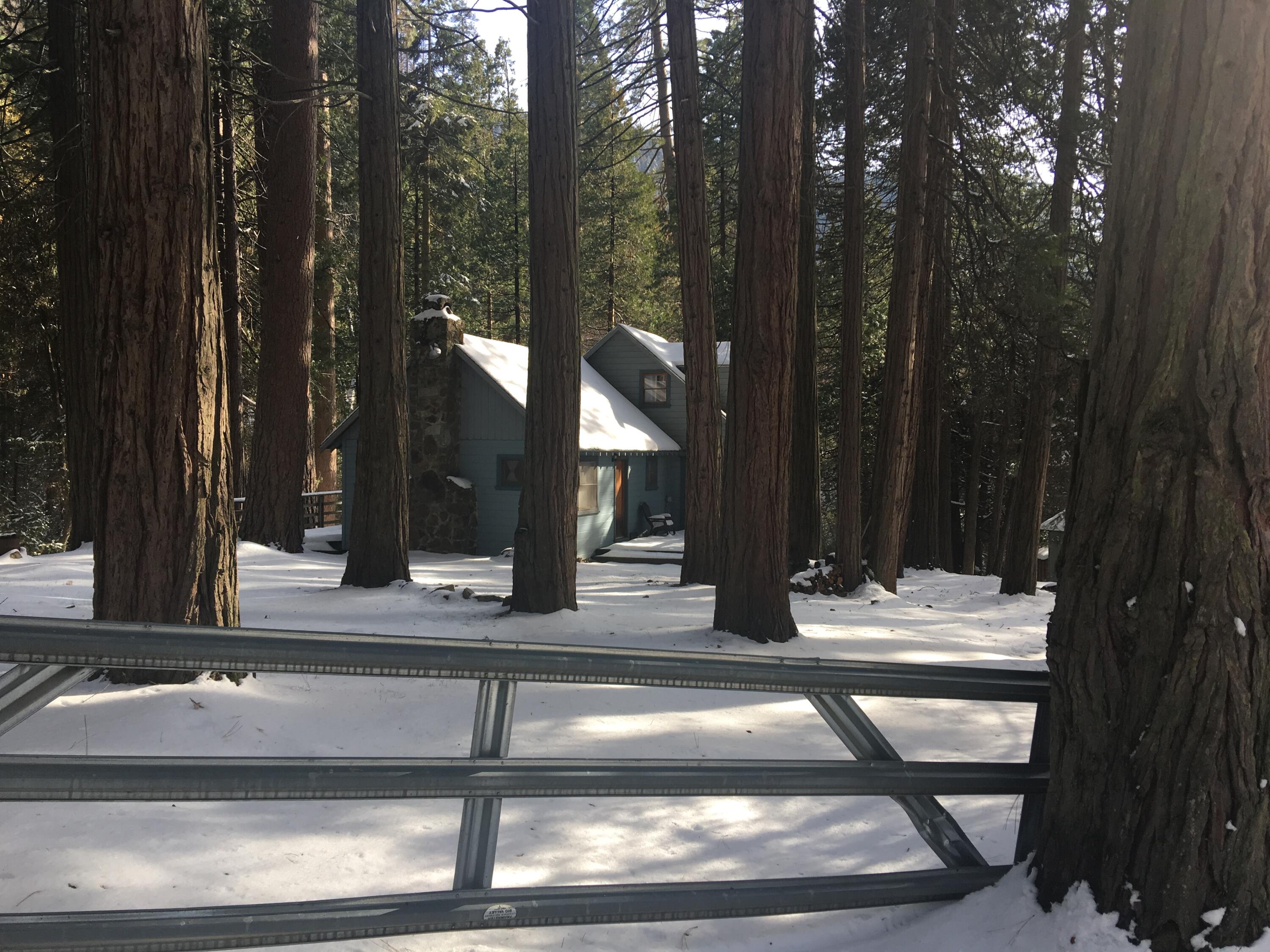 2115 Ferguson Dr, Camp Nelson, CA 93265