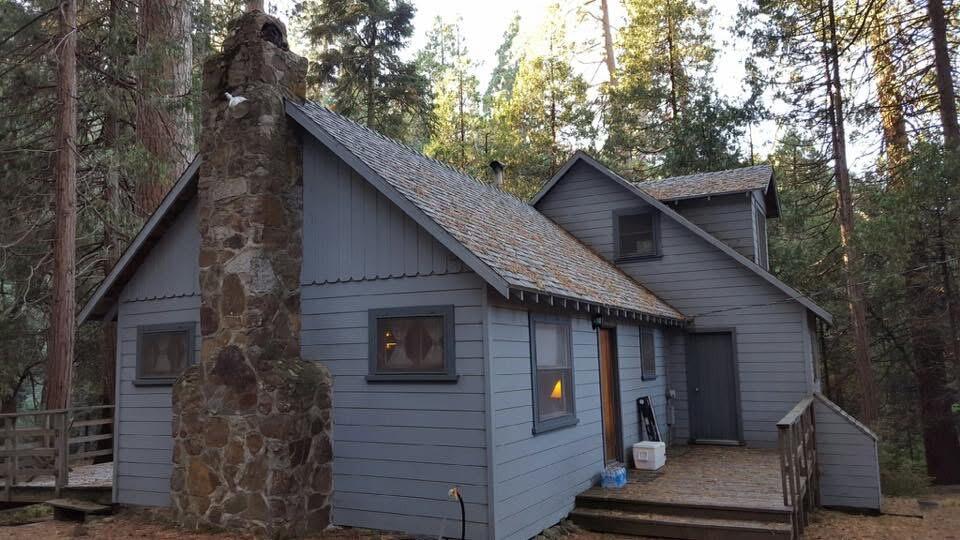 2115 Ferguson Dr, Camp Nelson, CA 93265