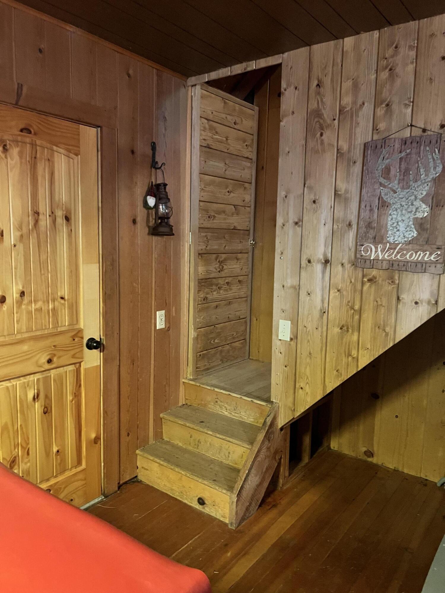 2115 Ferguson Dr, Camp Nelson, CA 93265