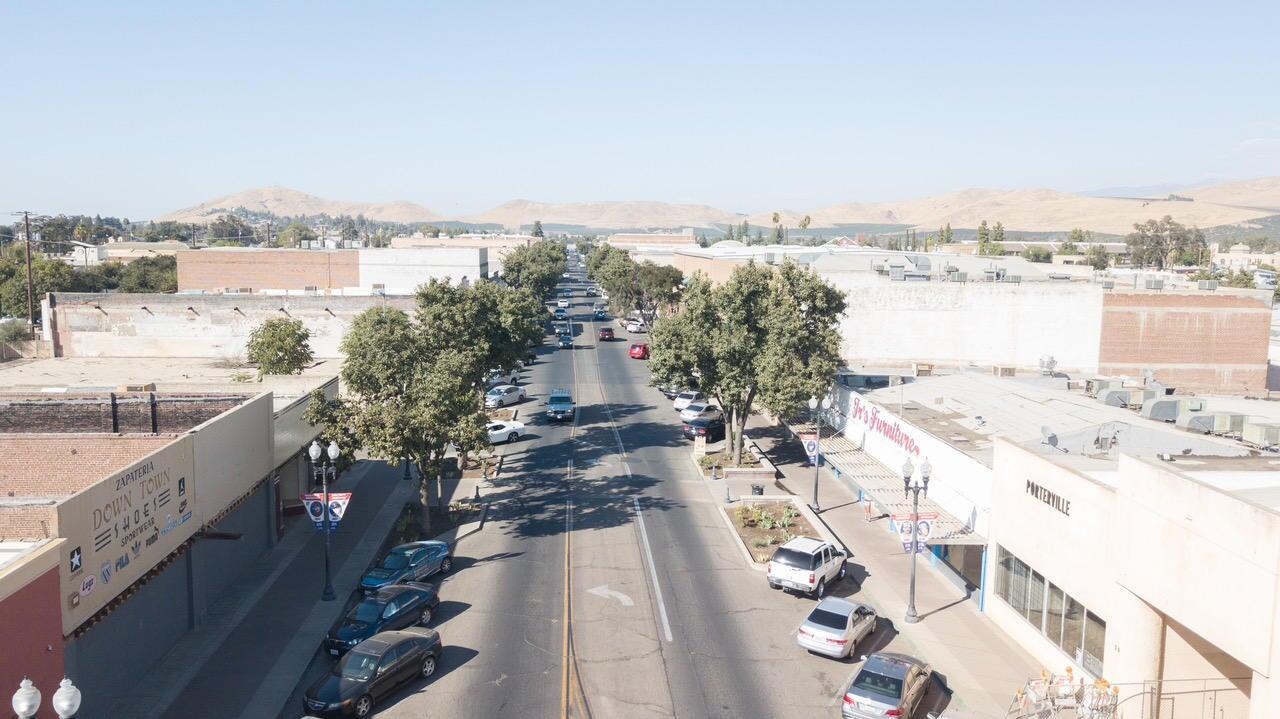 40 N Main St, Porterville, CA 93257
