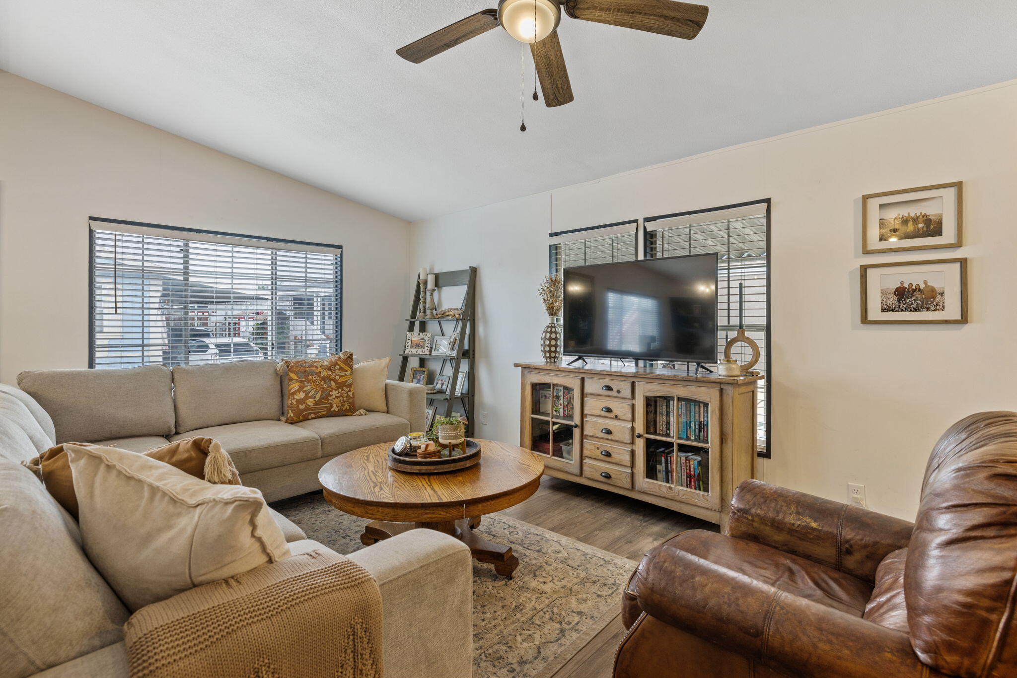 2459 N Oaks St #37, Tulare, CA 93274