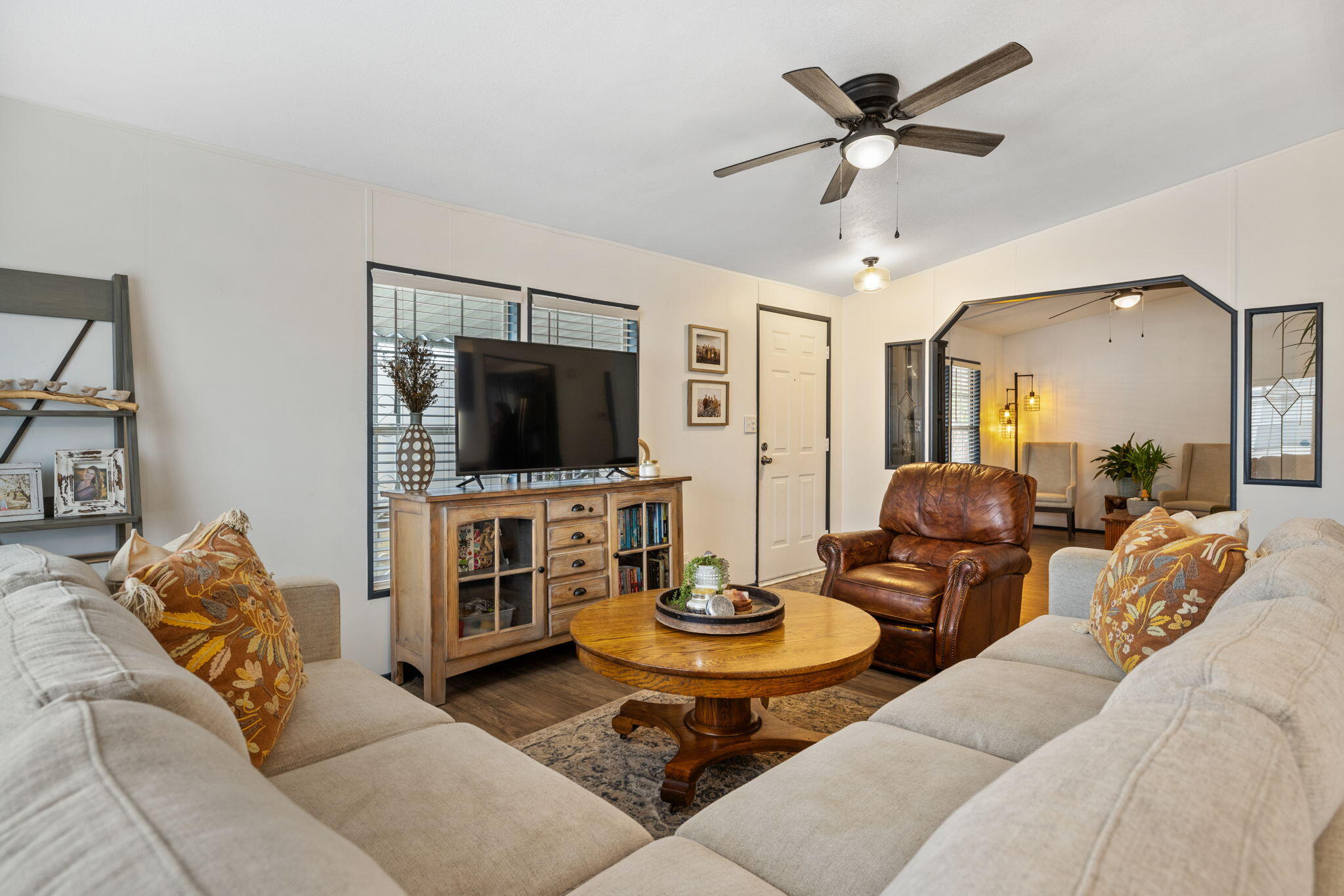 2459 N Oaks St #37, Tulare, CA 93274