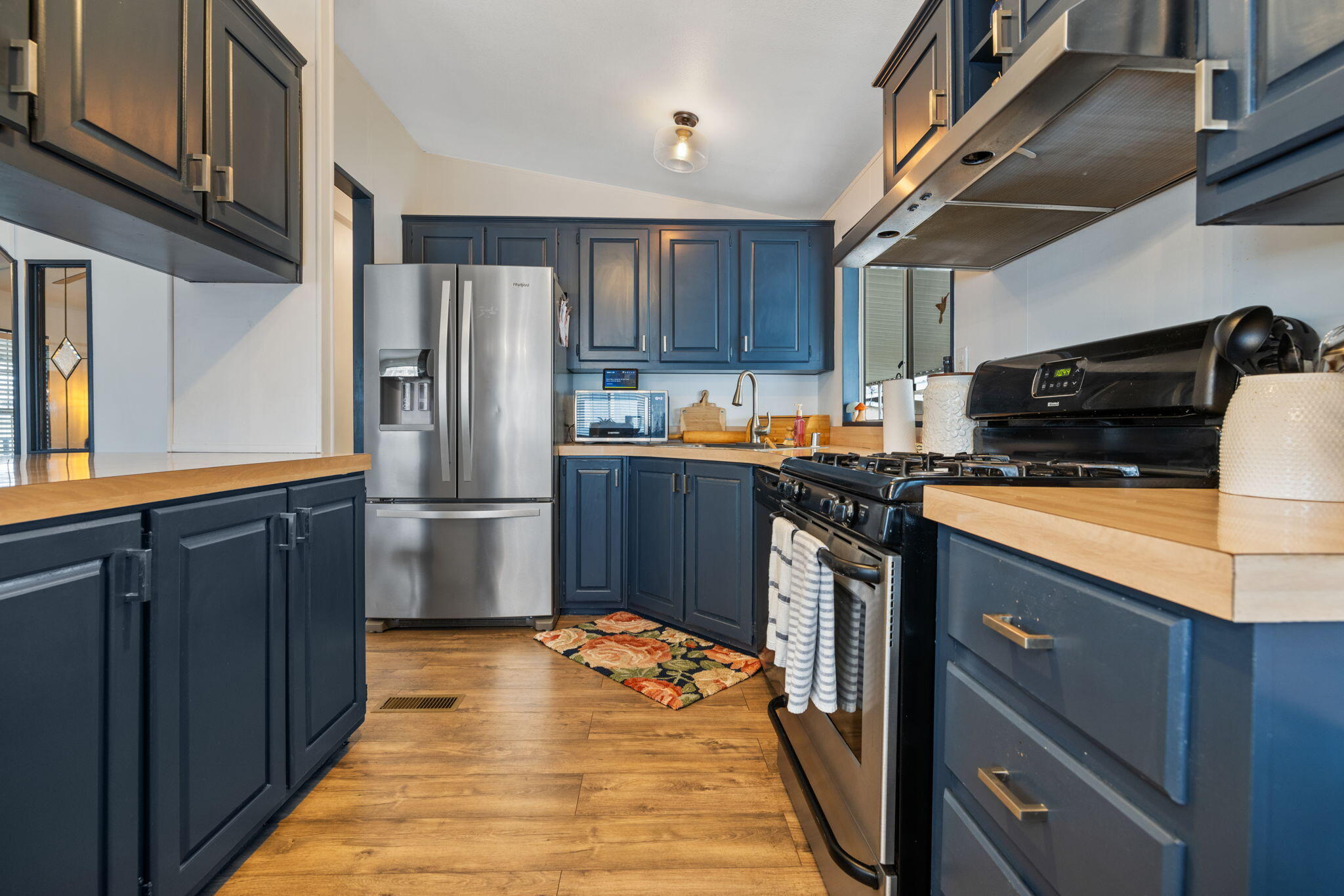 2459 N Oaks St #37, Tulare, CA 93274