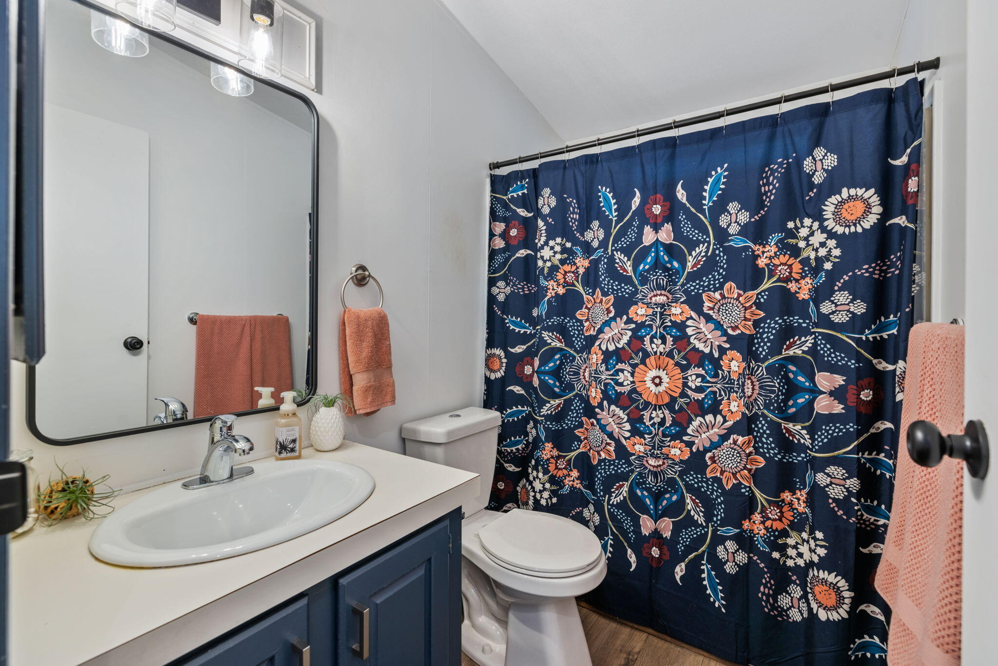 2459 N Oaks St #37, Tulare, CA 93274