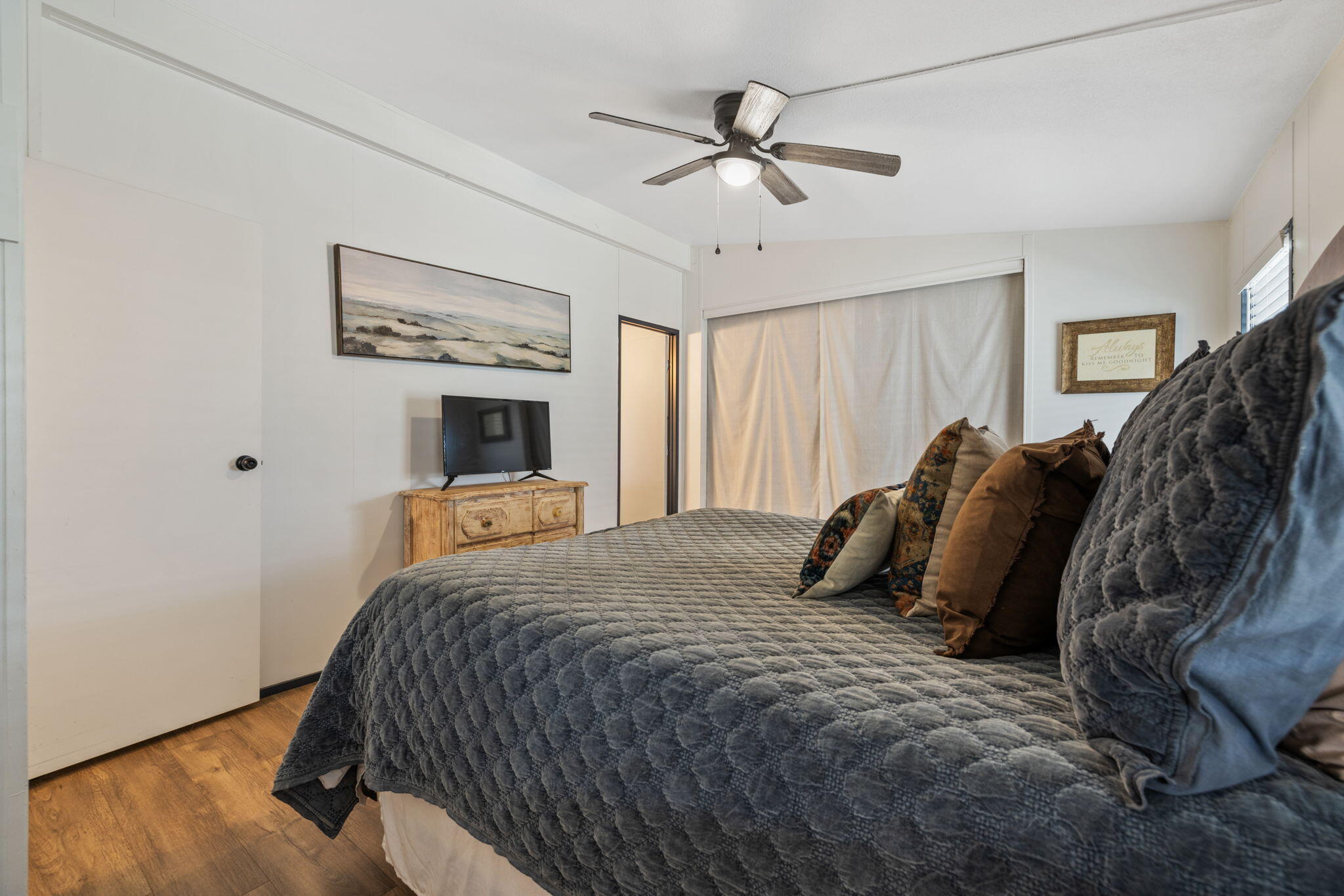 2459 N Oaks St #37, Tulare, CA 93274